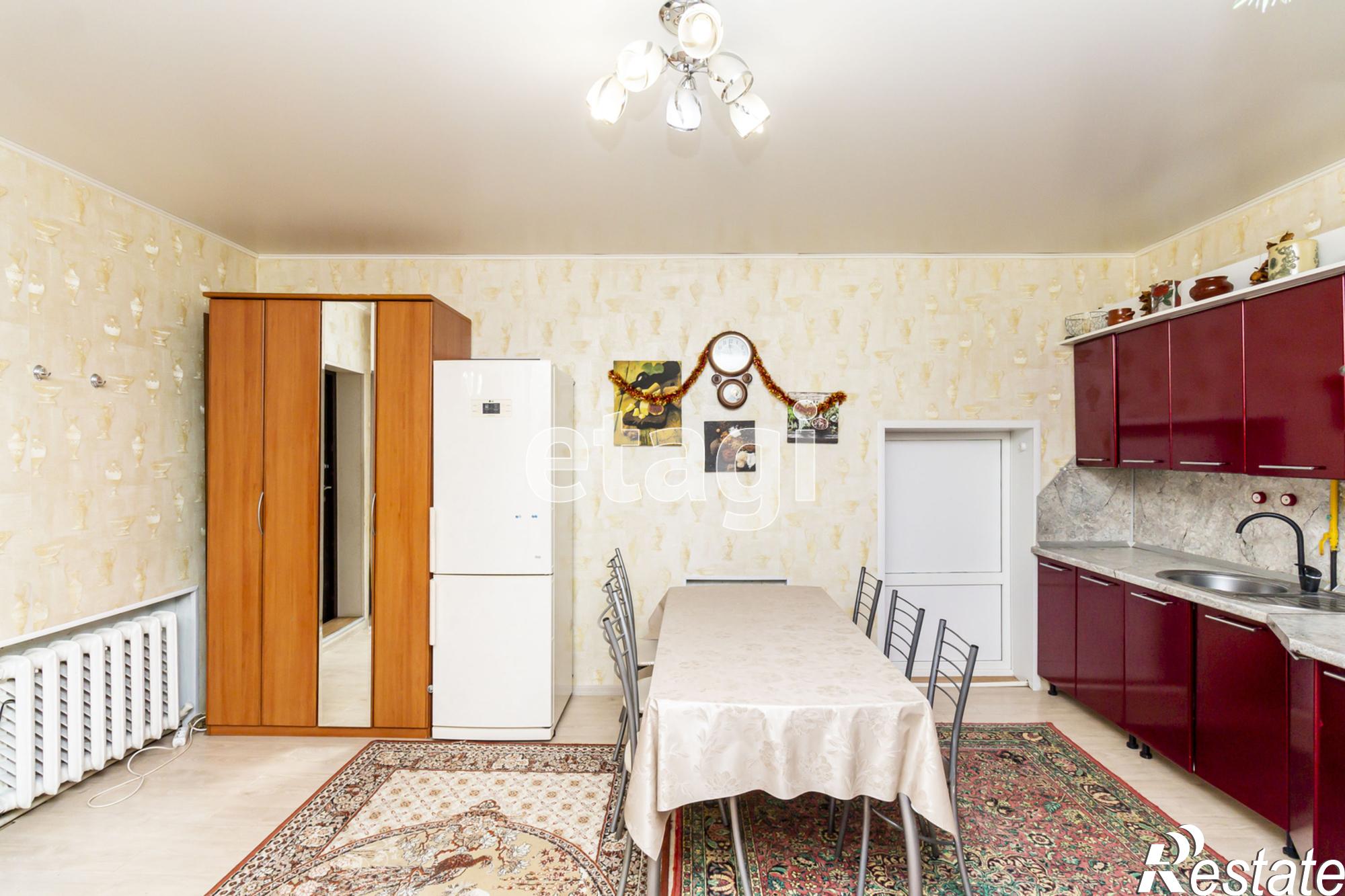 Купить дачу, дом, коттедж за 6 500 000 рублей на Полевая, 19