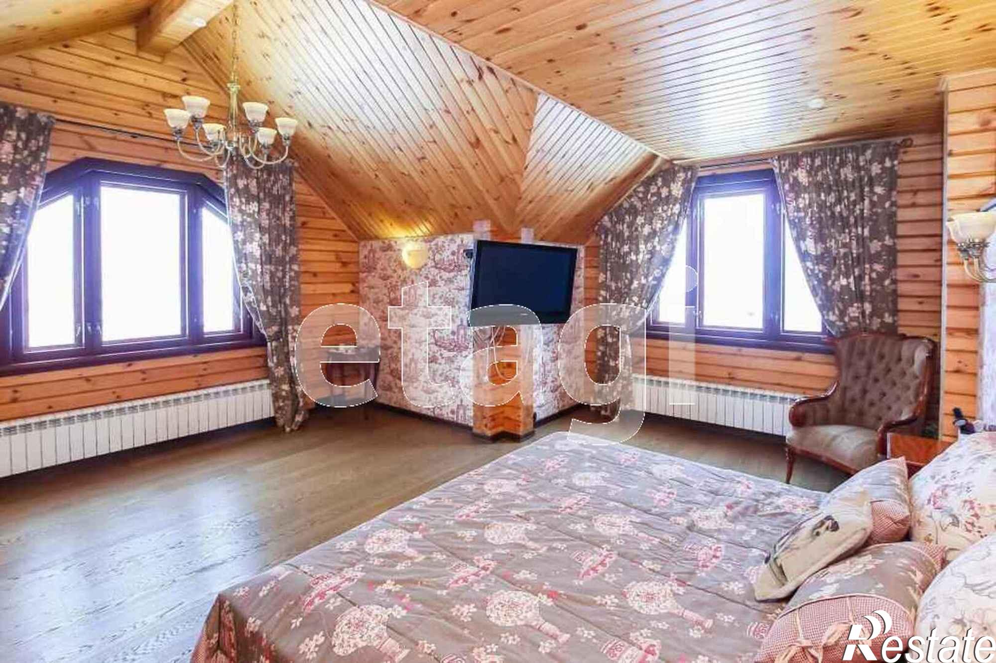 Купить дачу, дом, коттедж за 40 000 000 рублей на Новая Озерная, 201