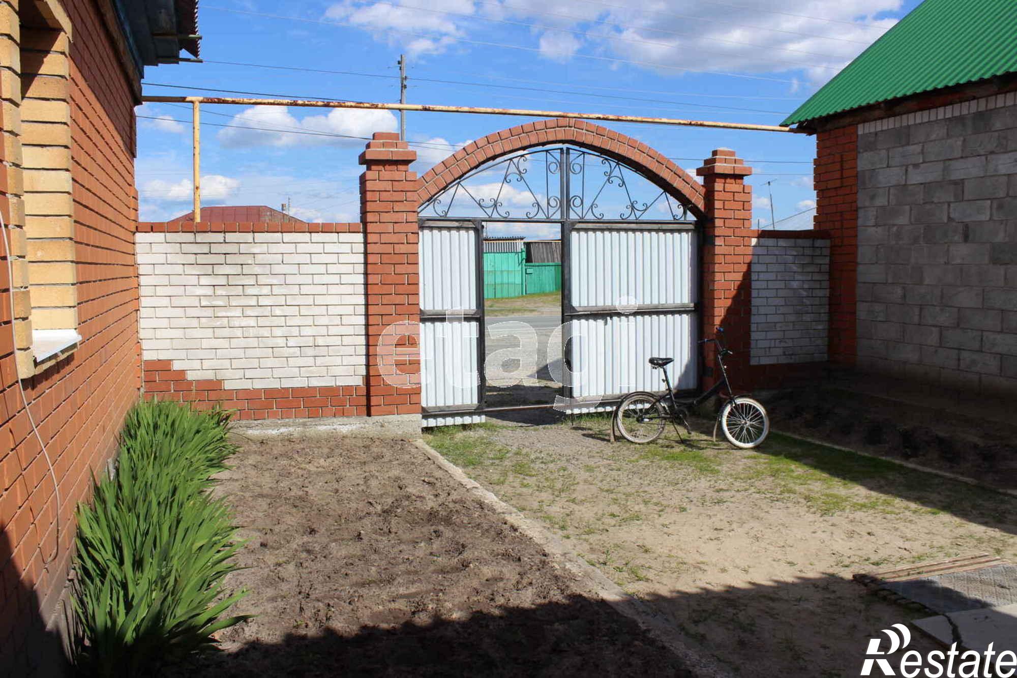 Купить дачу, дом, коттедж за 12 300 000 рублей на Новая,