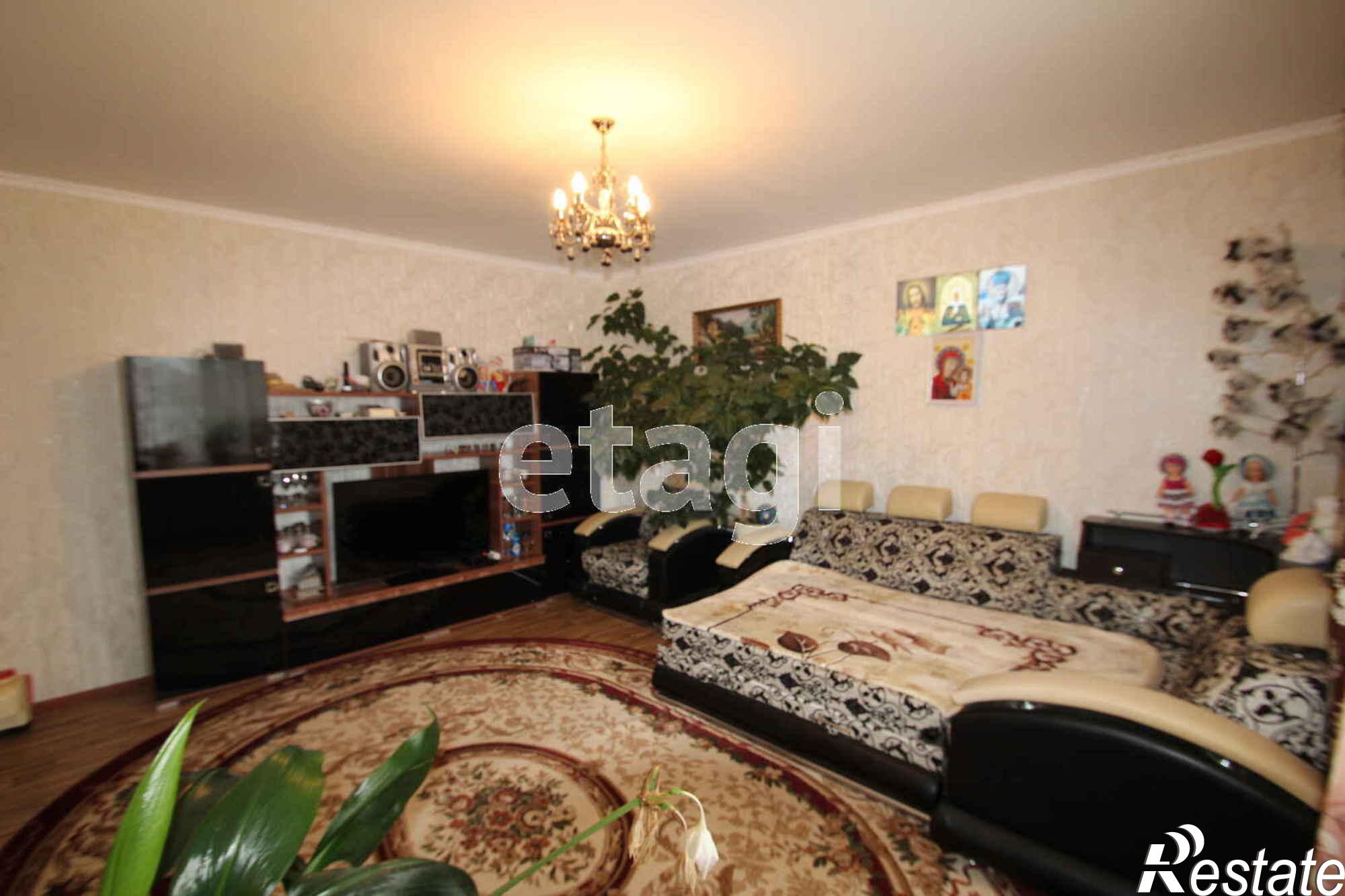 Купить дачу, дом, коттедж за 9 400 000 рублей на Садовая, 36
