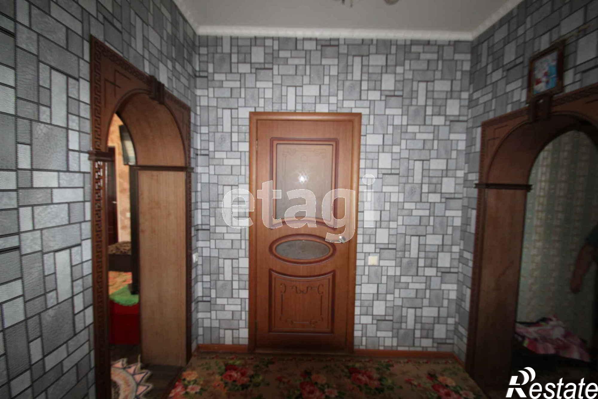 Купить дачу, дом, коттедж за 9 400 000 рублей на Садовая, 36