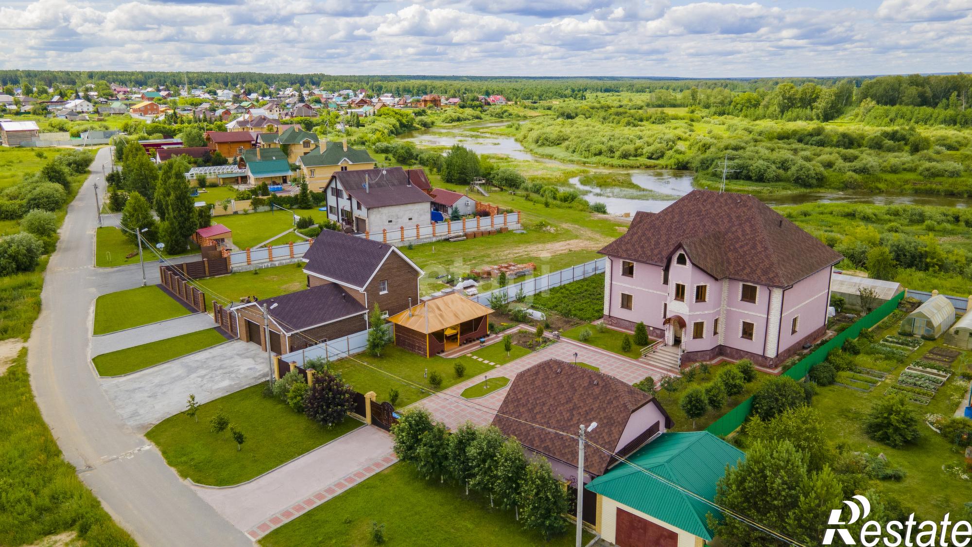Купить дачу, дом, коттедж за 17 900 000 рублей на Береговая, 18