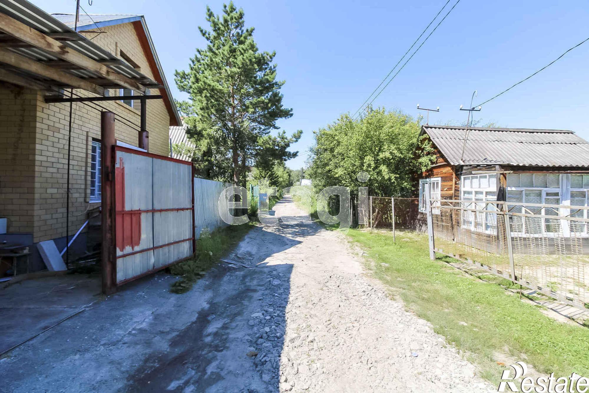 Купить дачу, дом, коттедж за 3 300 000 рублей на Смородиновая,