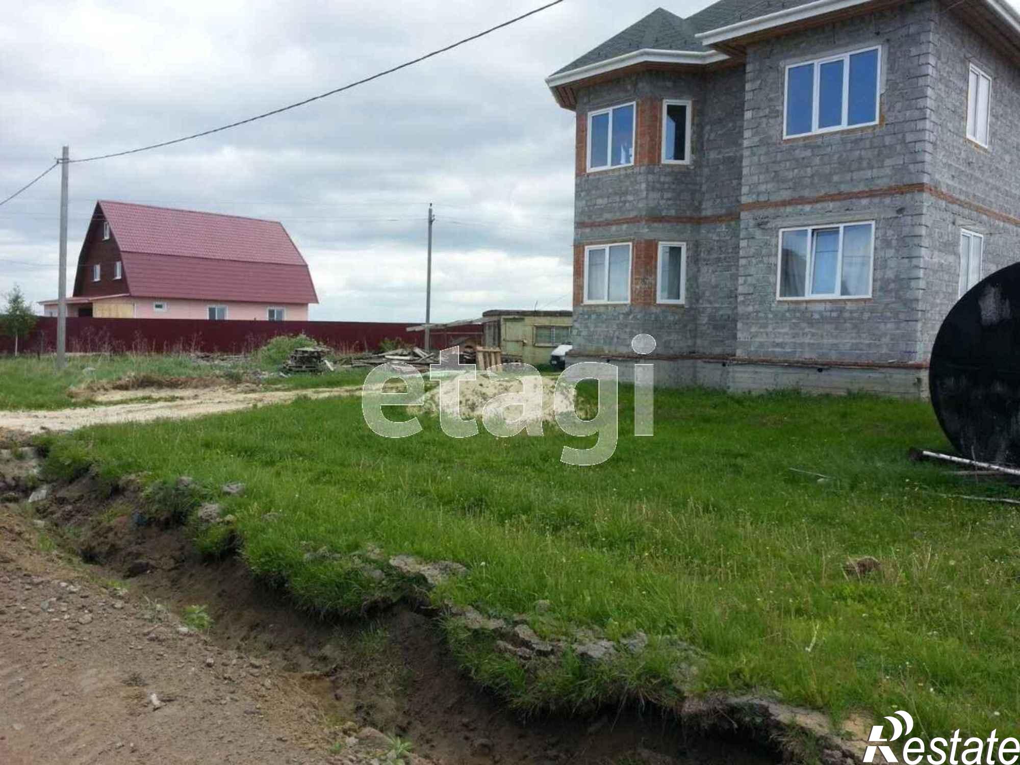 Купить дачу, дом, коттедж за 6 000 000 рублей на Сиреневая,