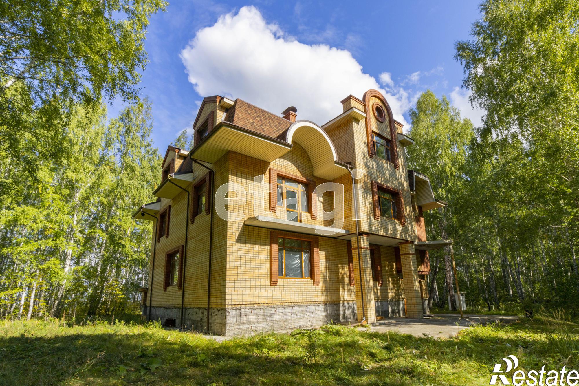 Купить дачу, дом, коттедж за 48 500 000 рублей на Коклягина,