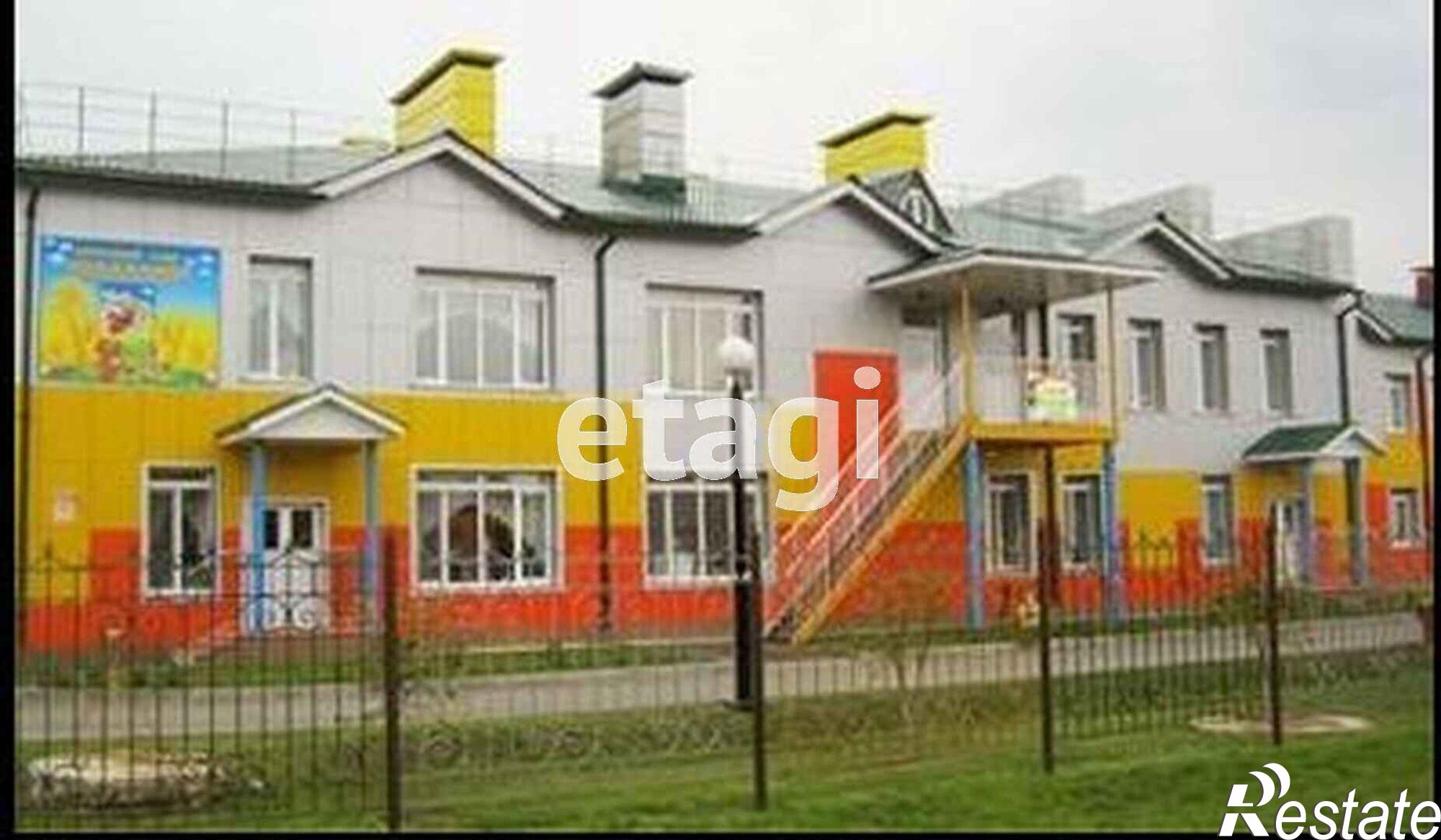Купить землю, земельный участок за 400 000 рублей на Радужная,