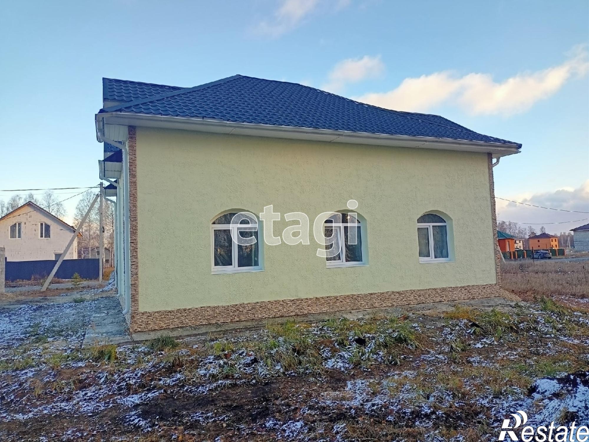 Купить дачу, дом, коттедж за 15 000 000 рублей на Ялуторовская, 46