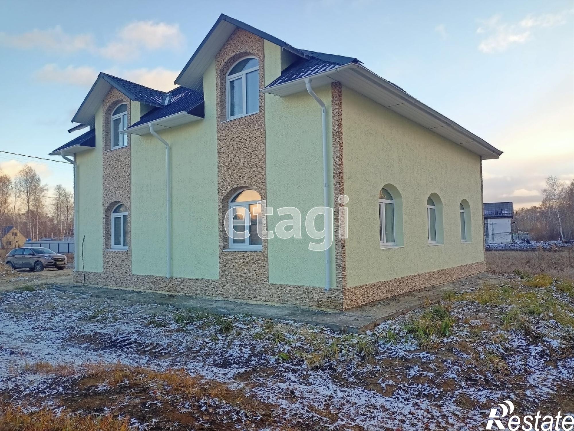 Купить дачу, дом, коттедж за 15 000 000 рублей на Ялуторовская, 46