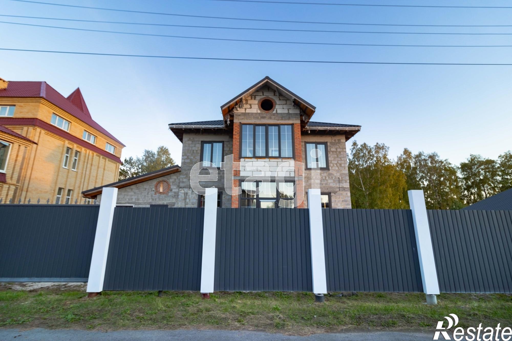 Купить дачу, дом, коттедж за 12 000 000 рублей на Малиновая, 357