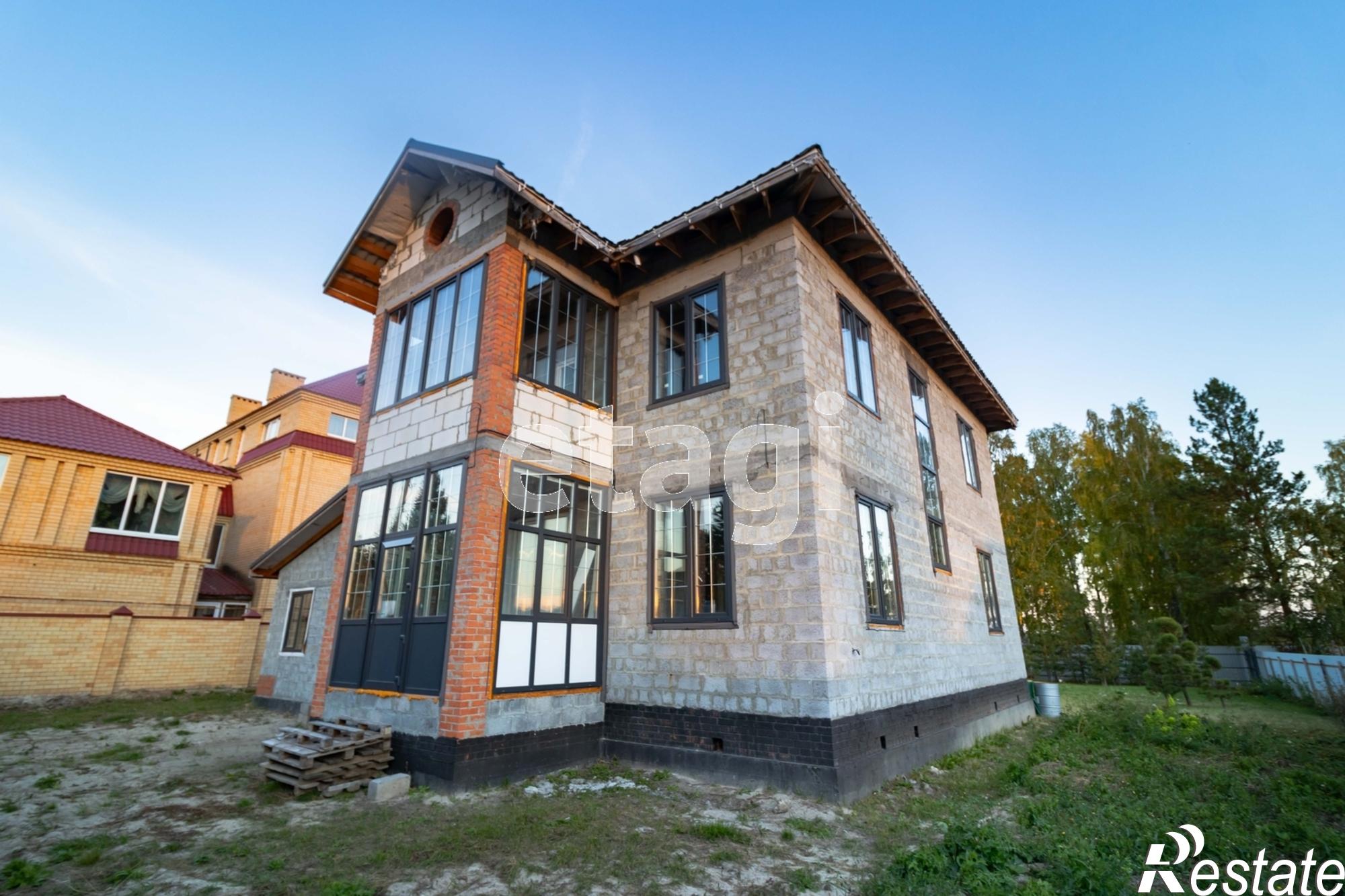 Купить дачу, дом, коттедж за 12 000 000 рублей на Малиновая, 357