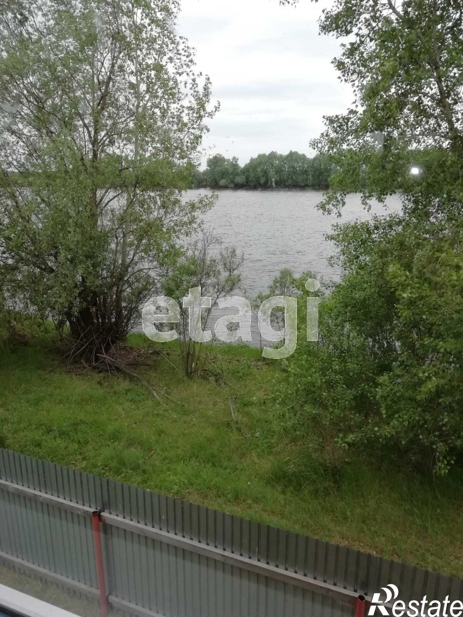 Купить дачу, дом, коттедж за 2 750 000 рублей на Горького,