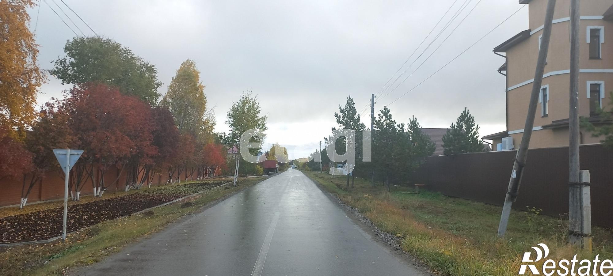 Купить дачу, дом, коттедж за 9 900 000 рублей на Рябиновая, 20