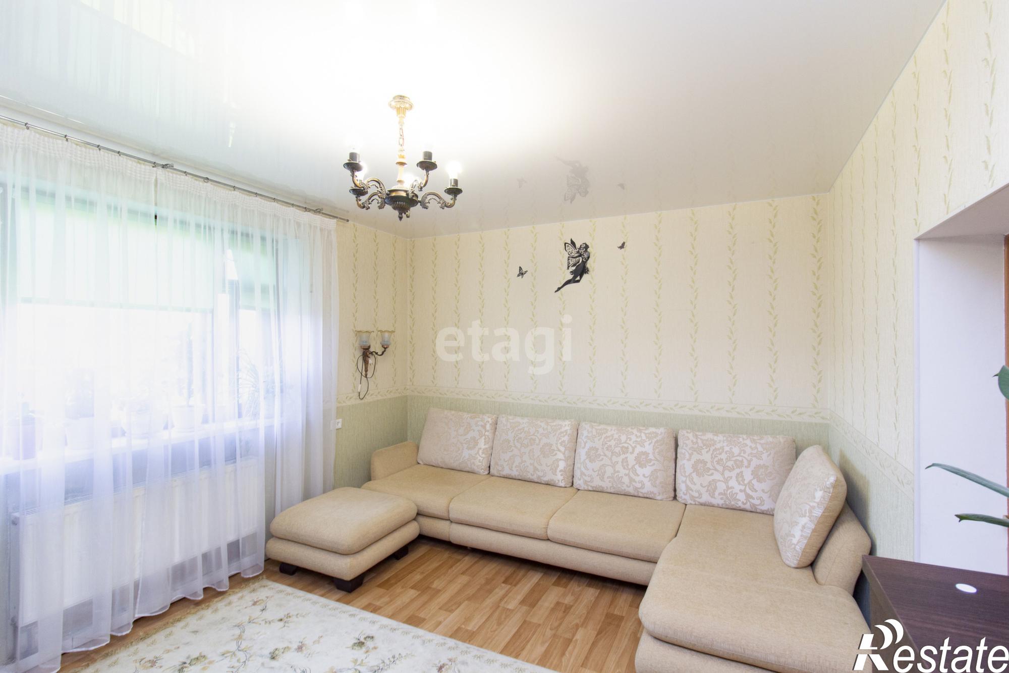 Купить дачу, дом, коттедж за 11 050 000 рублей на Полевая, 38