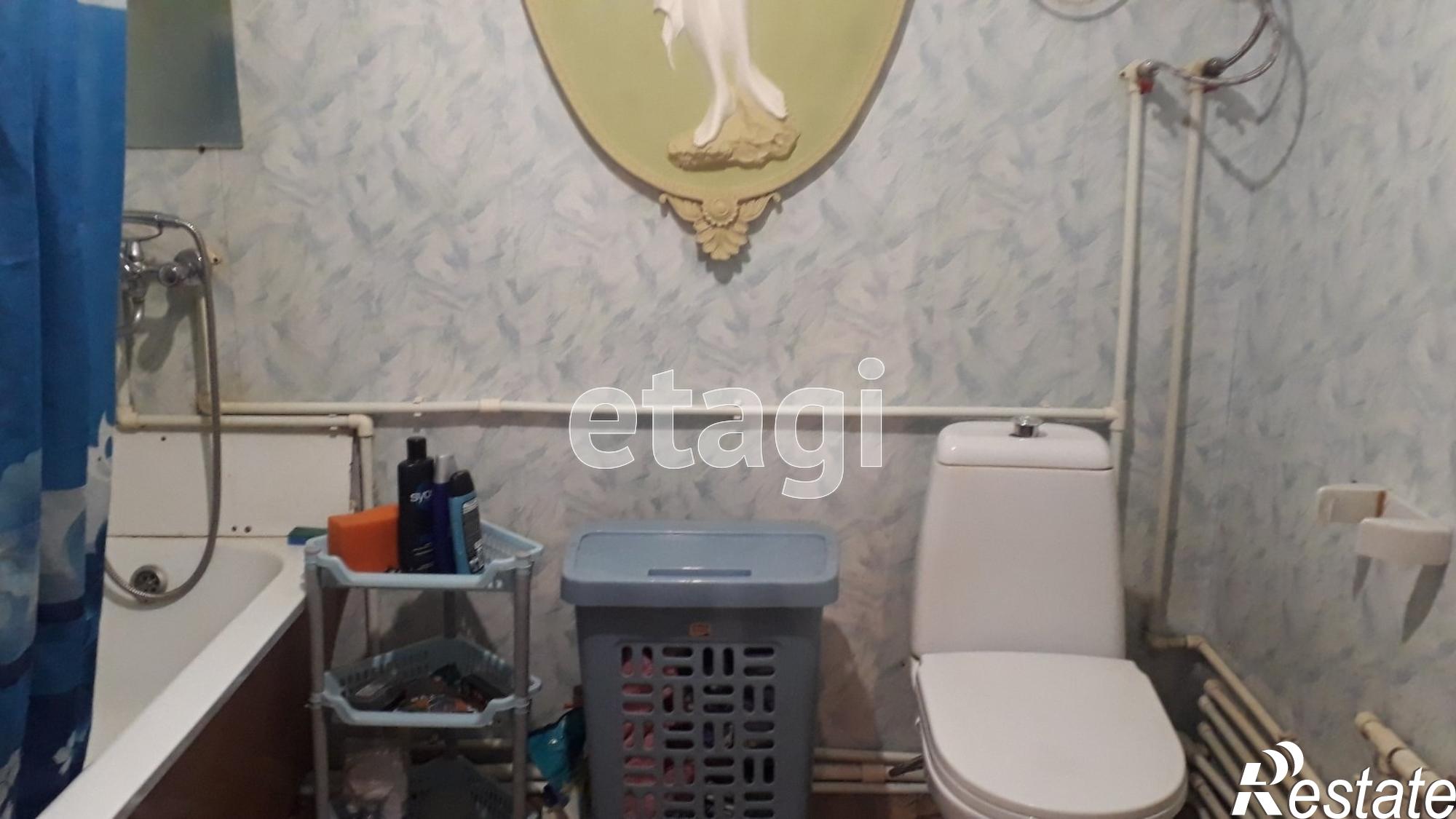 Купить дачу, дом, коттедж за 2 200 000 рублей на Мира, 9