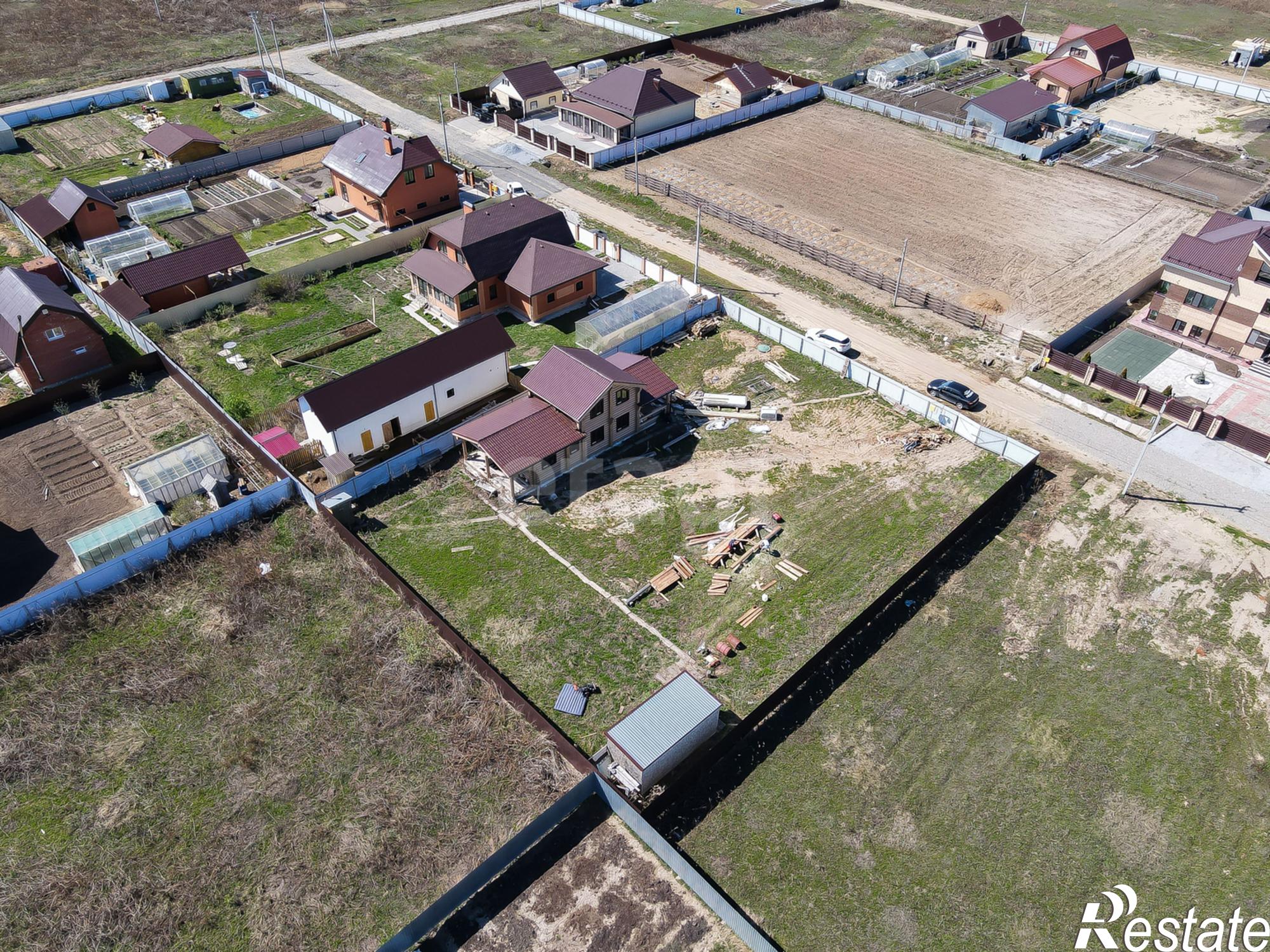 Купить дачу, дом, коттедж за 11 000 000 рублей на Кедровая,