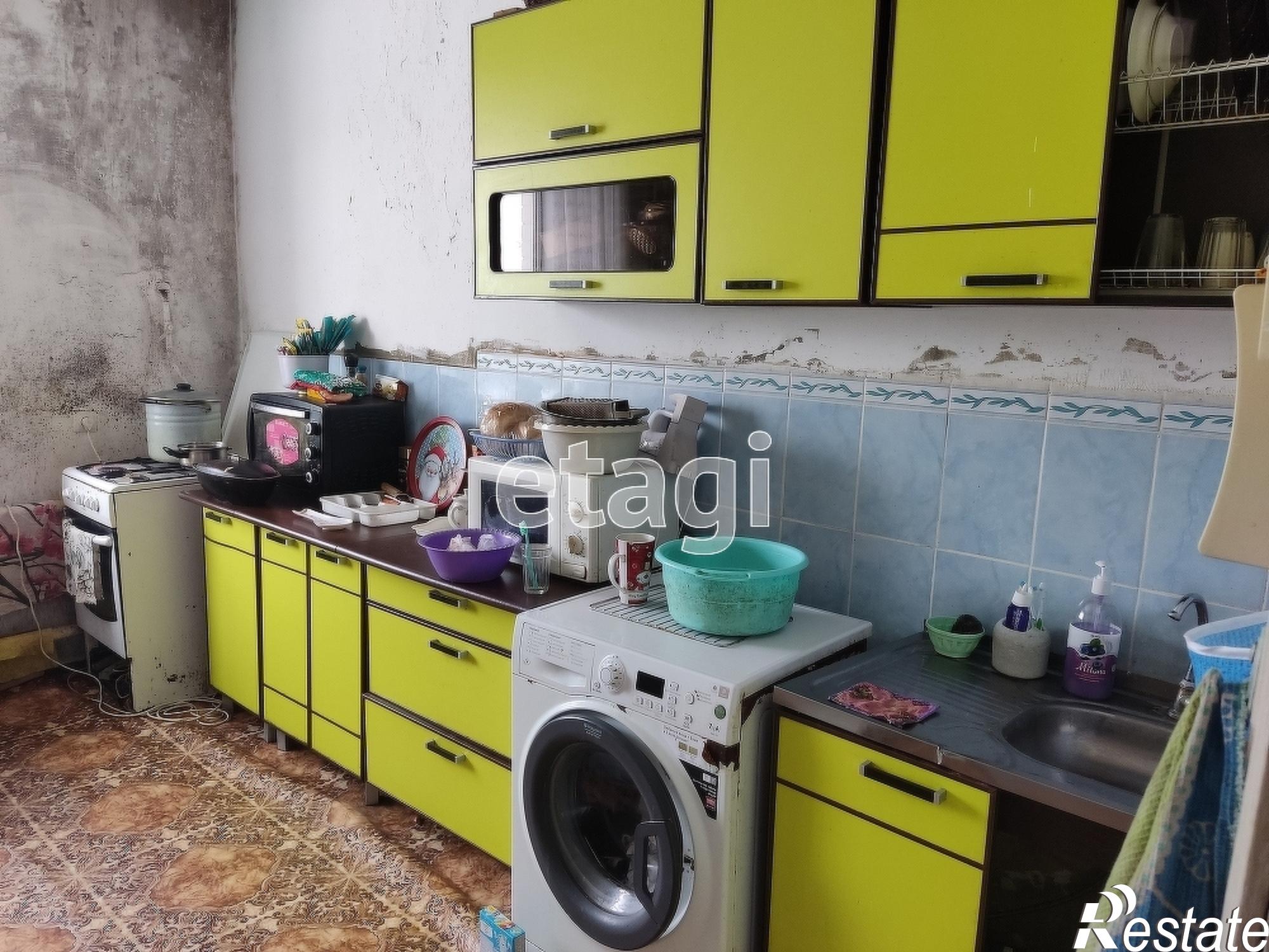 Купить дачу, дом, коттедж за 3 480 000 рублей на Дорожный пер., 2/2