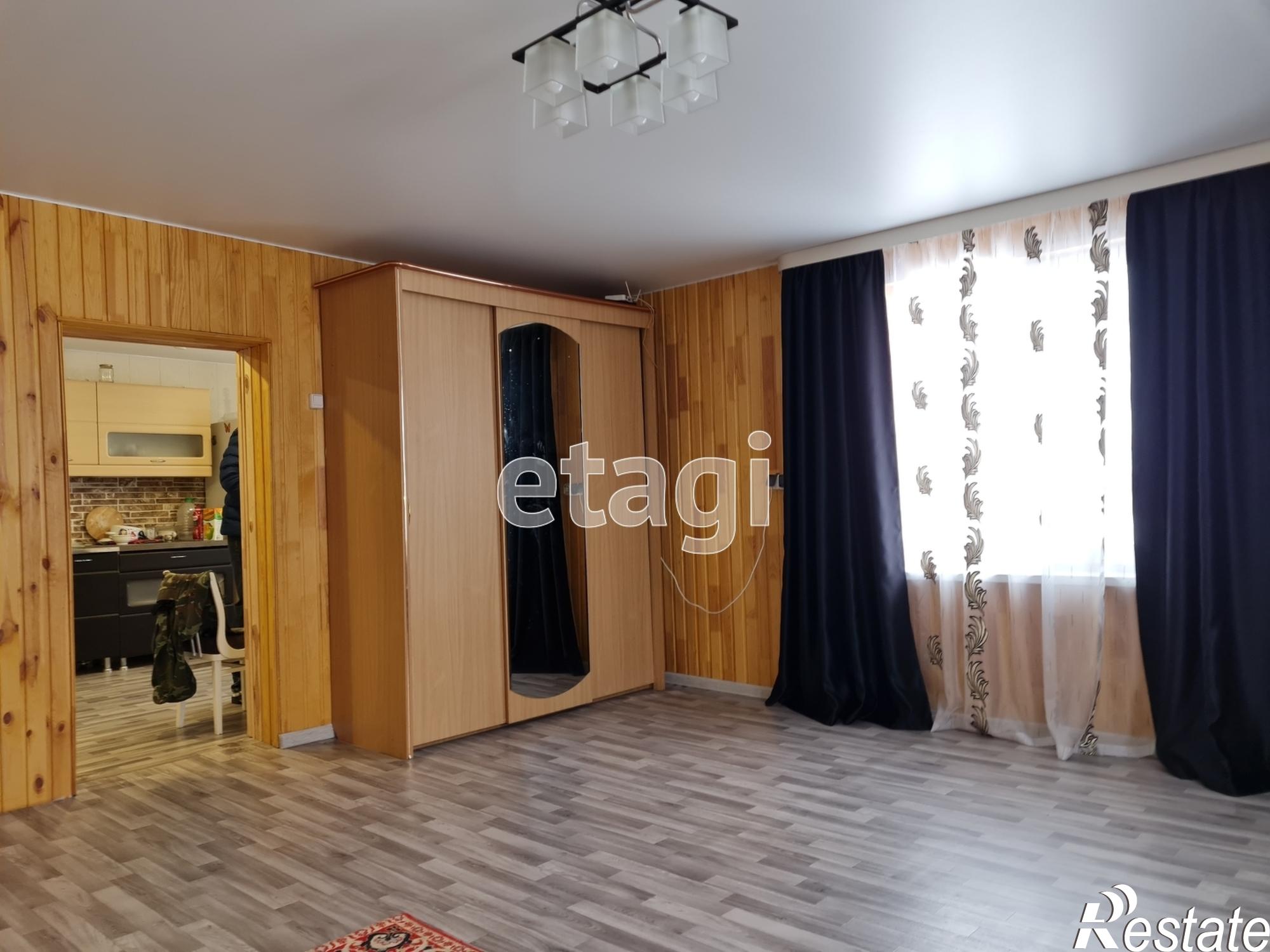 Купить дачу, дом, коттедж за 4 250 000 рублей на Есенина, 16