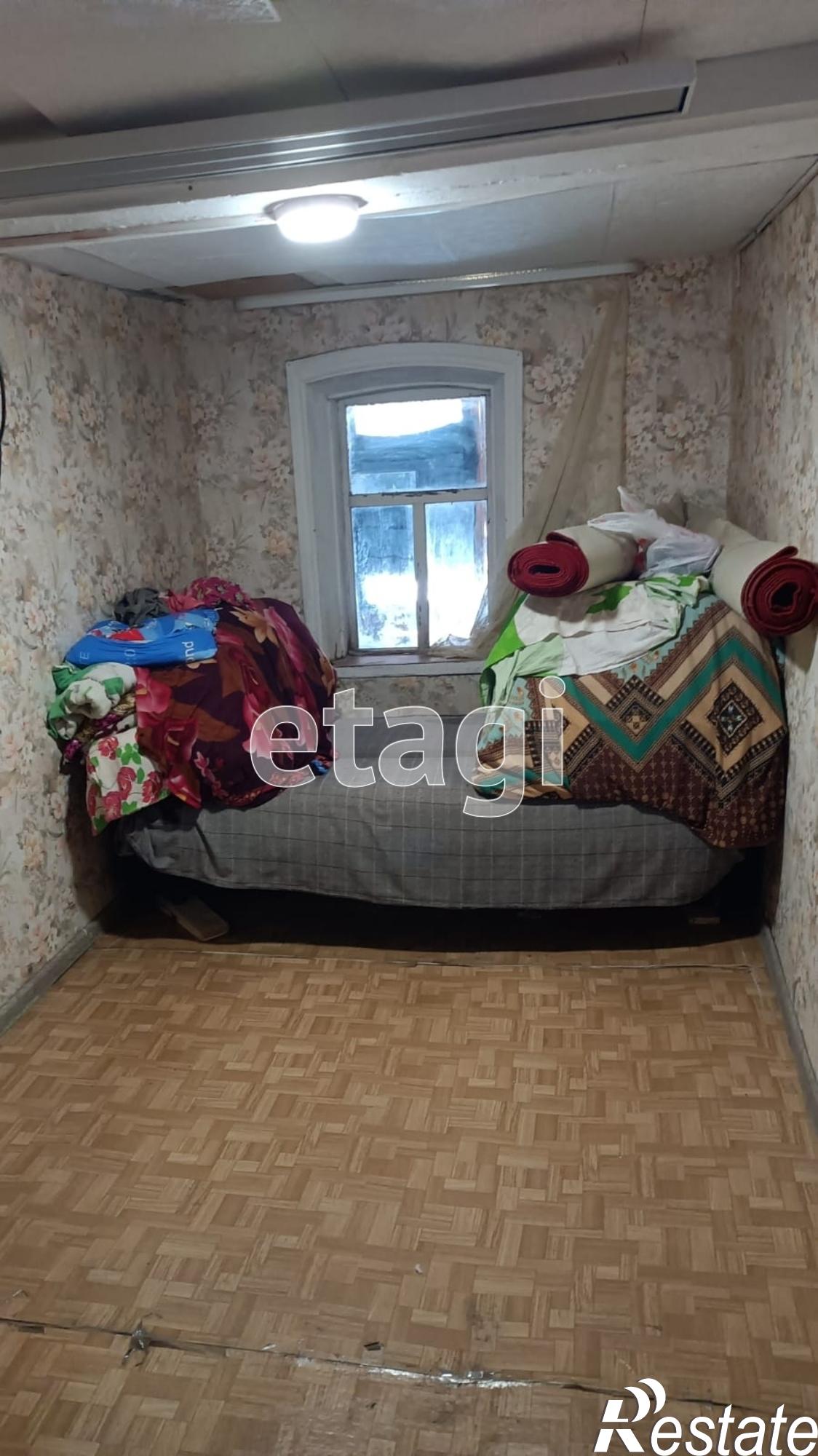 Купить дачу, дом, коттедж за 2 000 000 рублей на К. Маркса, 43