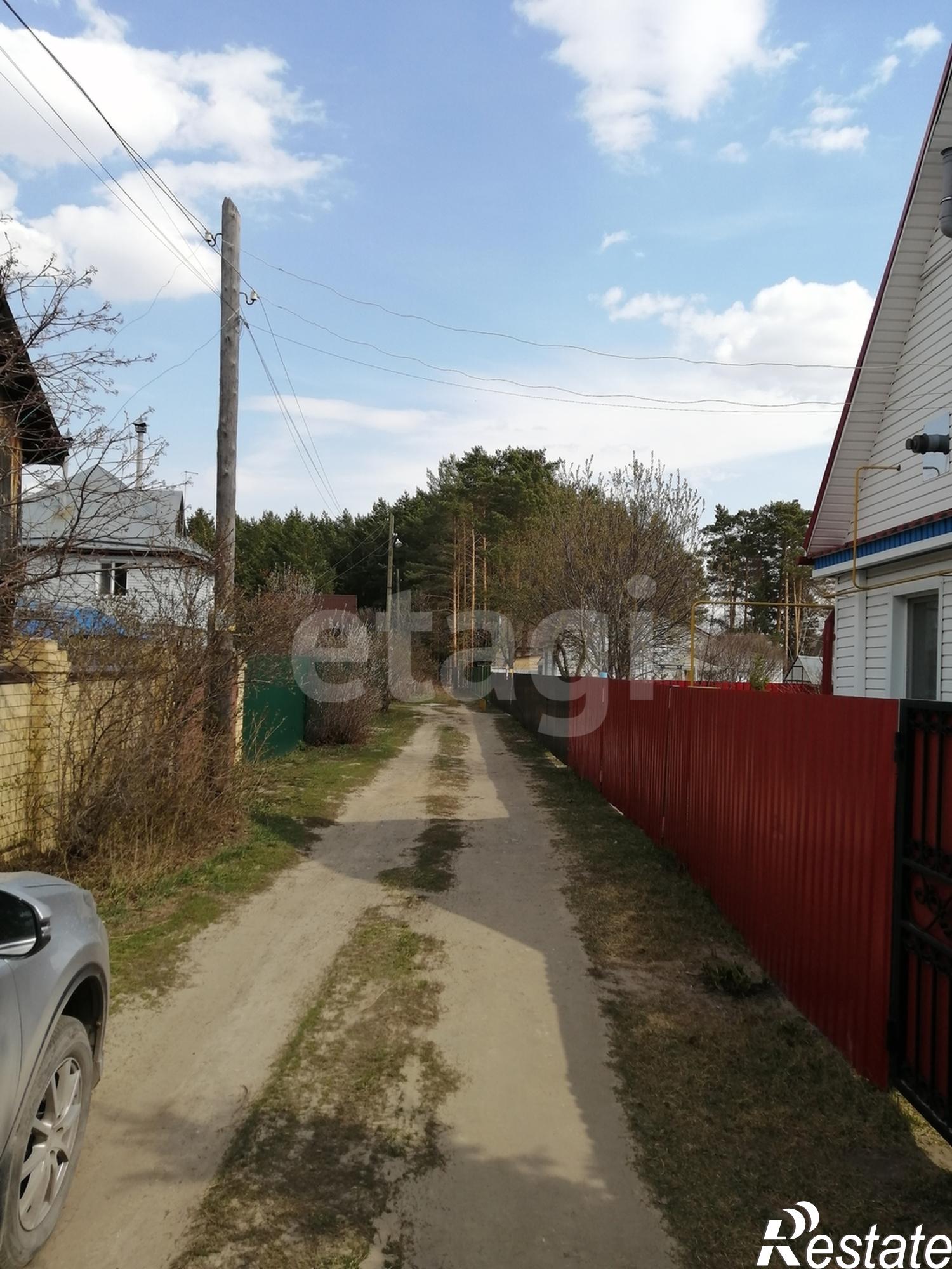 Купить дачу, дом, коттедж за 4 000 000 рублей на 2-я Сосновая,