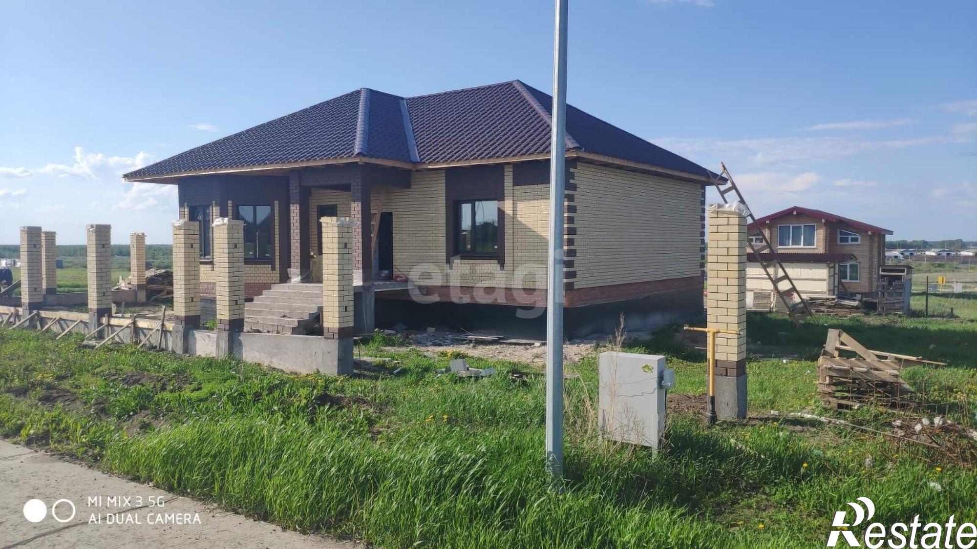 Купить дачу, дом, коттедж за 10 985 000 рублей на Зеленые холмы КП