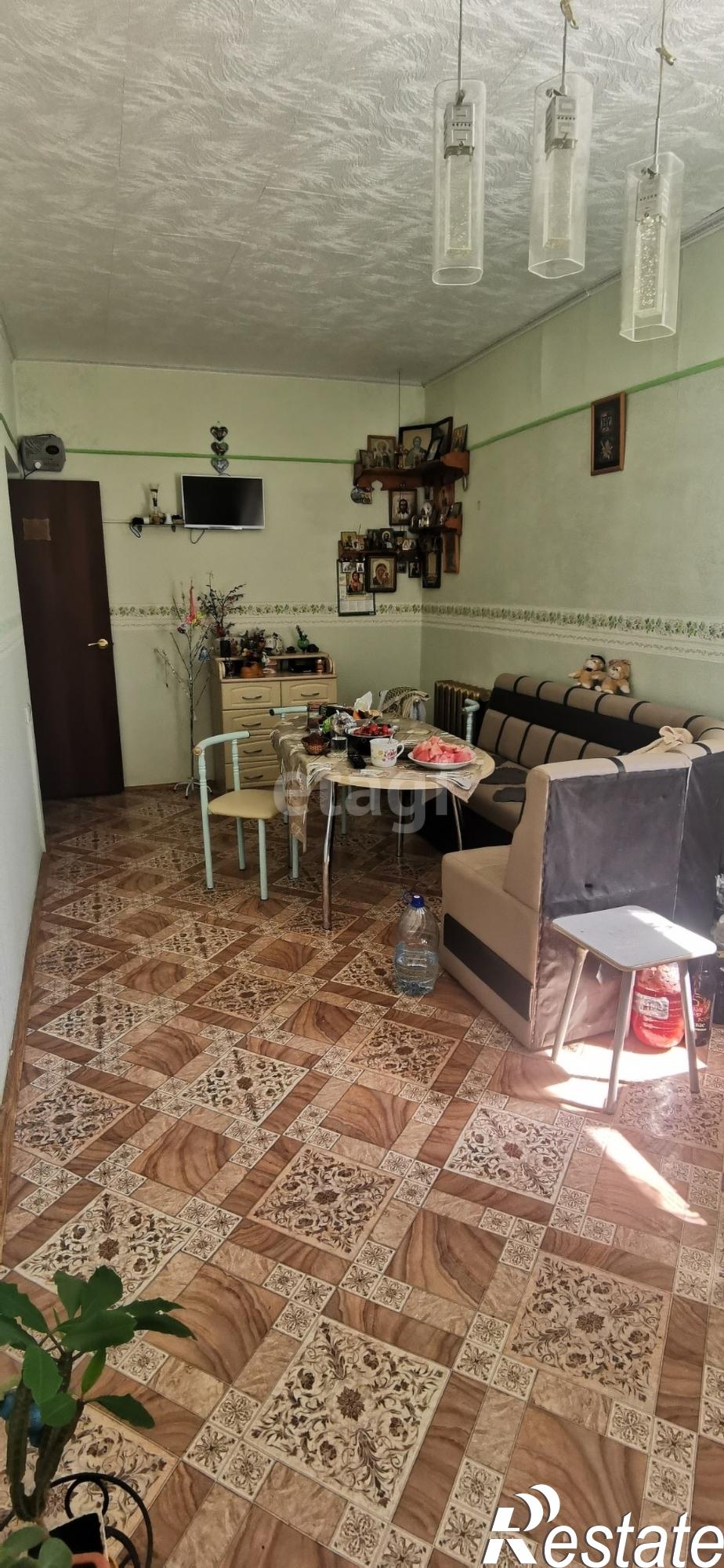 Купить дачу, дом, коттедж за 6 000 000 рублей на Кирова,