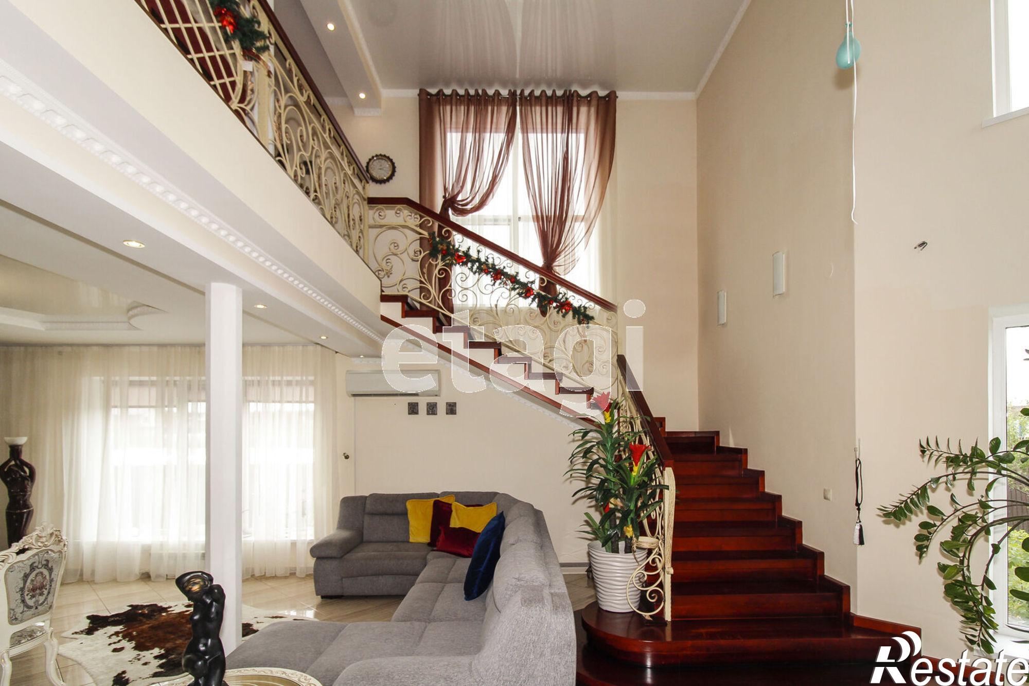 Купить дачу, дом, коттедж за 22 500 000 рублей на Кооперативная,