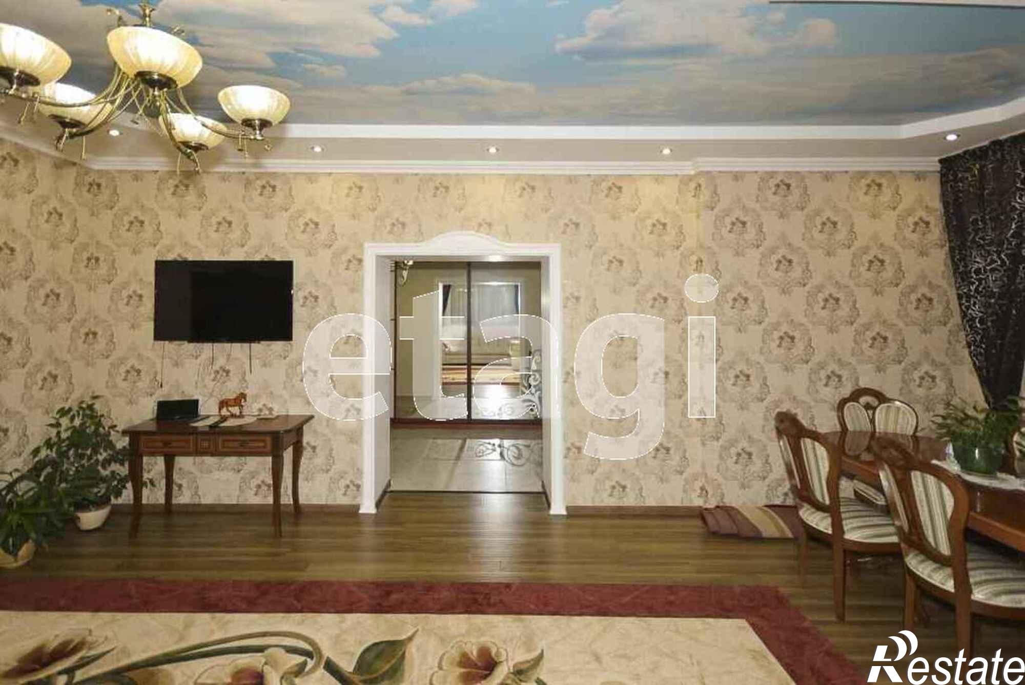Купить дачу, дом, коттедж за 25 000 000 рублей на Гостевая,