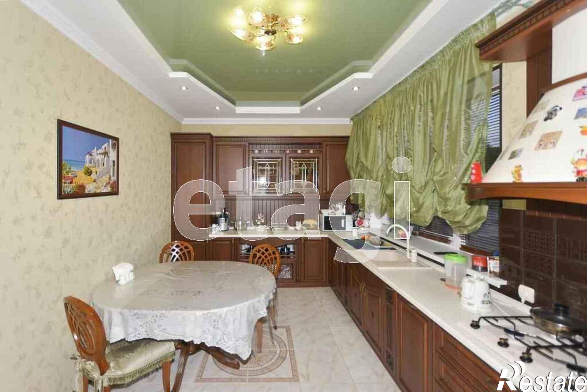 Купить дачу, дом, коттедж за 25 000 000 рублей на Гостевая,