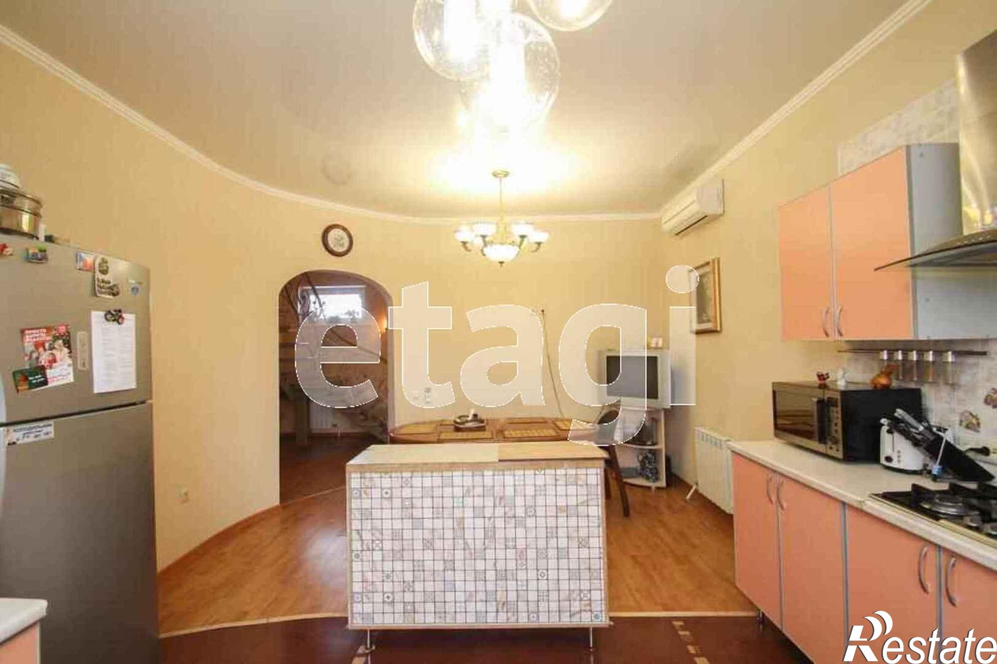 Купить дачу, дом, коттедж за 13 499 000 рублей на Кубанская,