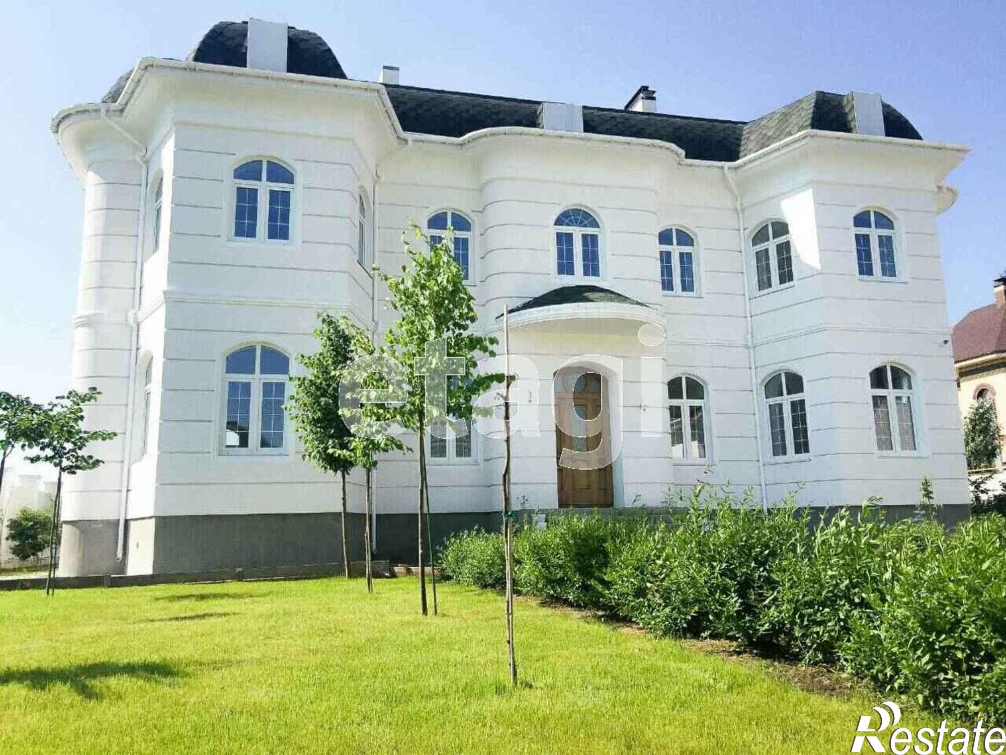 Купить дачу, дом, коттедж за 60 000 000 рублей на Тюменская, 52