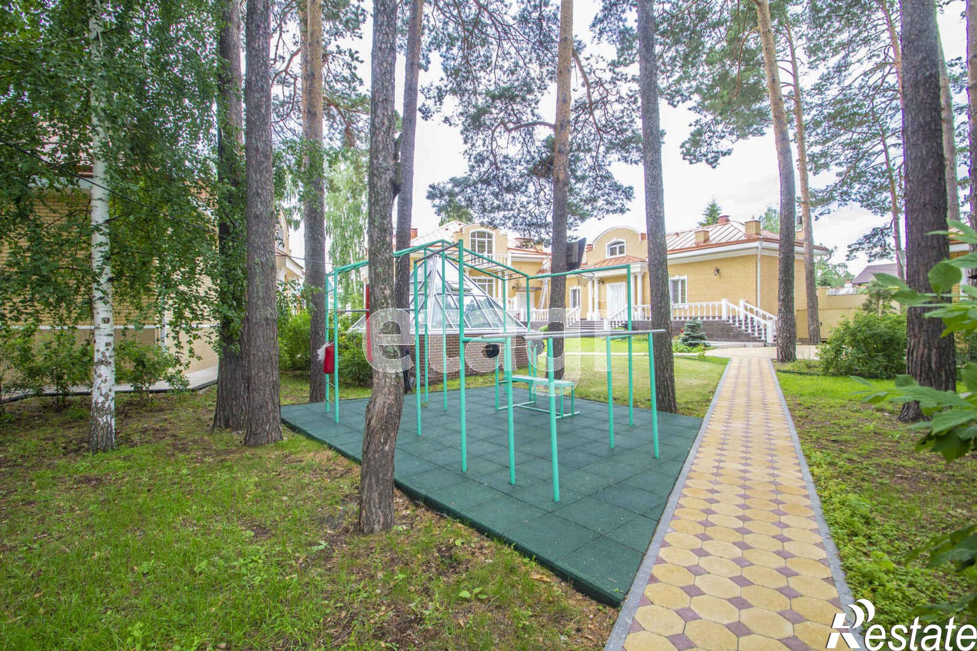 Купить дачу, дом, коттедж за 95 000 000 рублей на Приозерная, 5