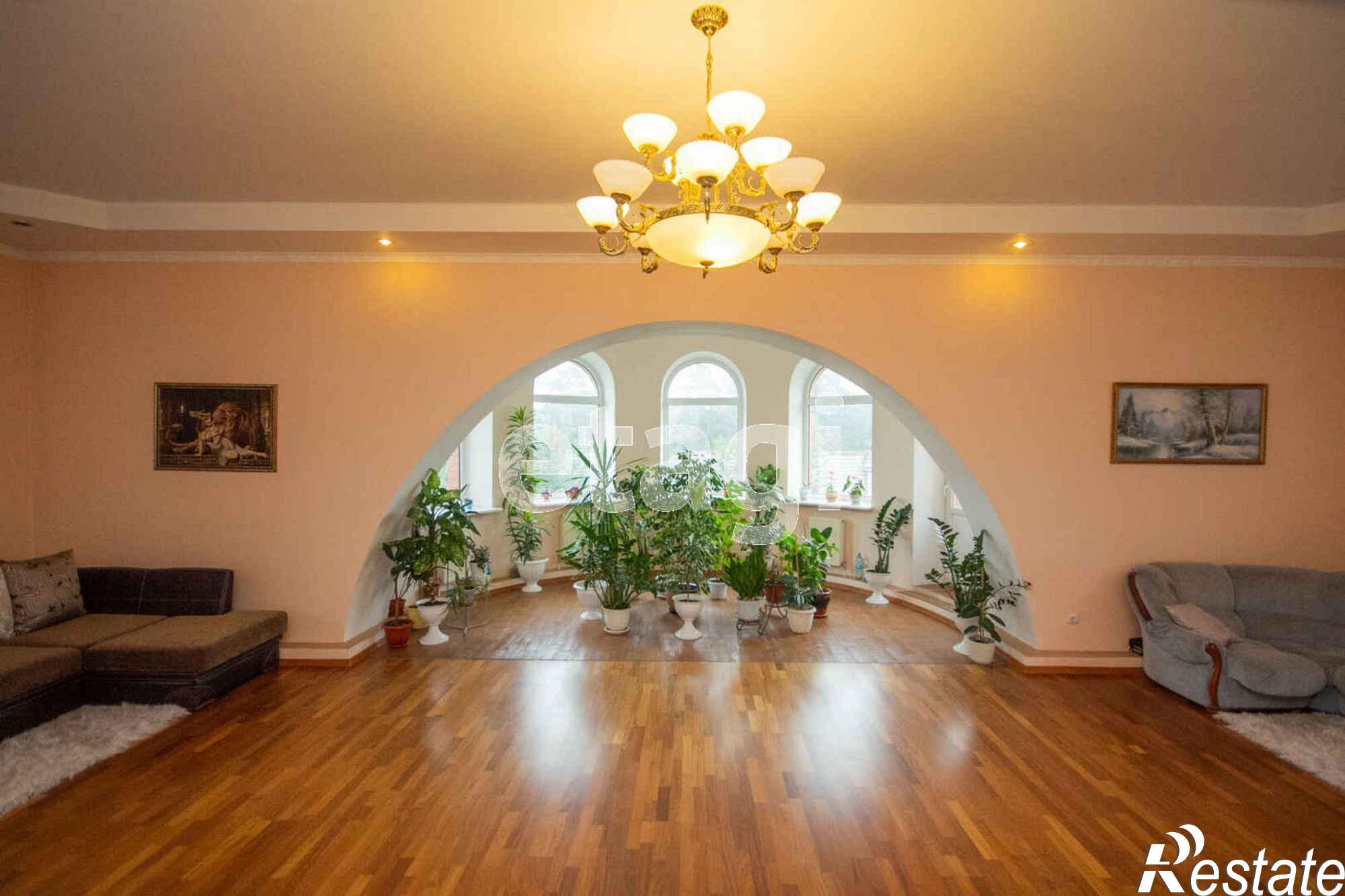 Купить дачу, дом, коттедж за 17 500 000 рублей на Юности, 21