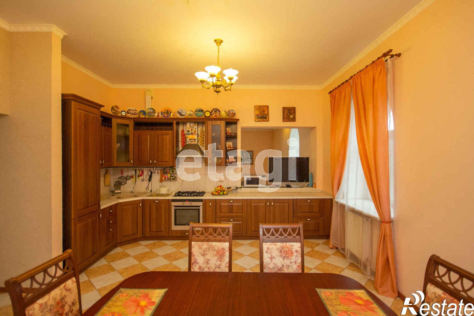 Купить дачу, дом, коттедж за 17 500 000 рублей на Юности, 21