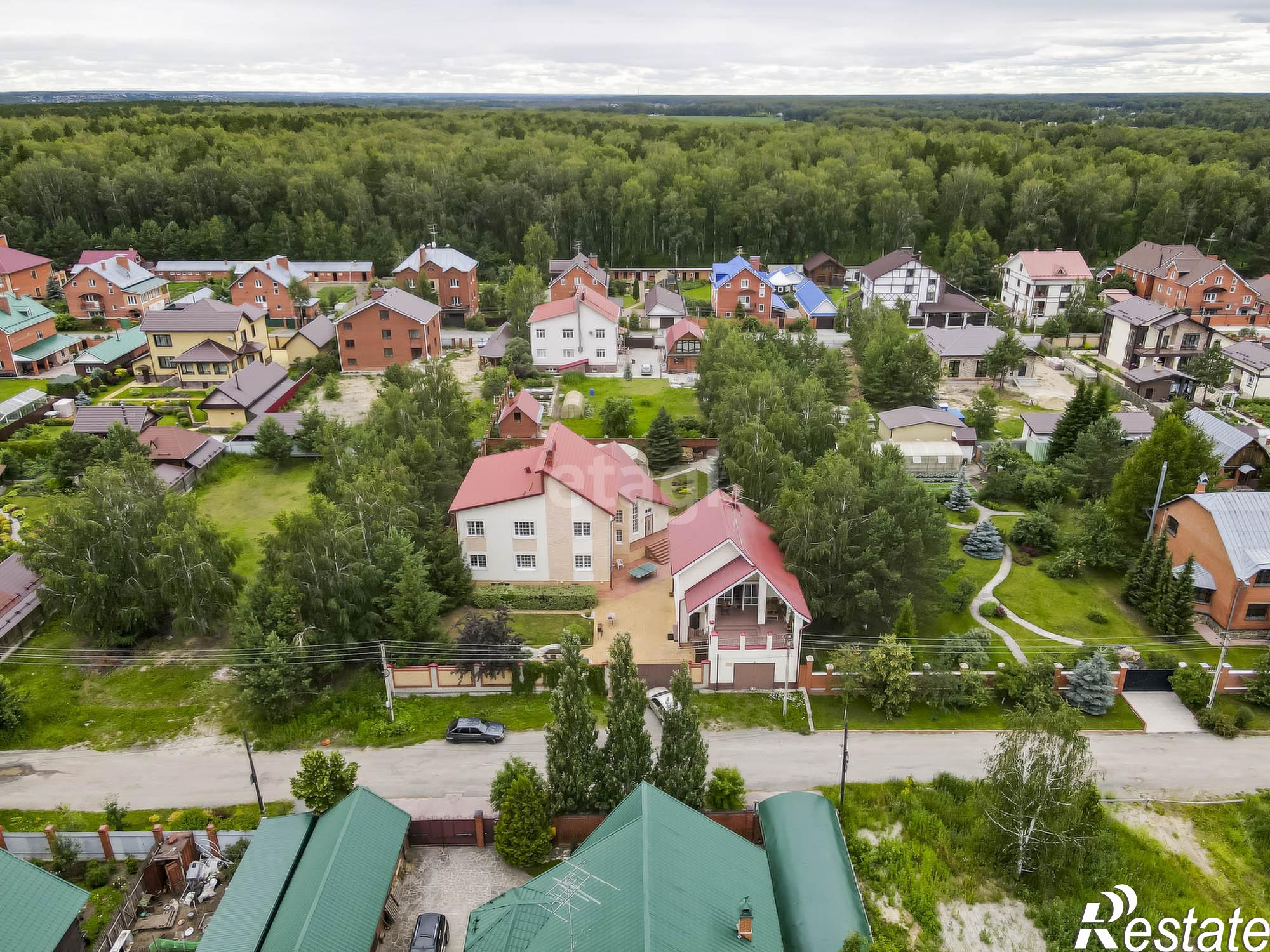 Купить дачу, дом, коттедж за 18 500 000 рублей на Липовая, 14