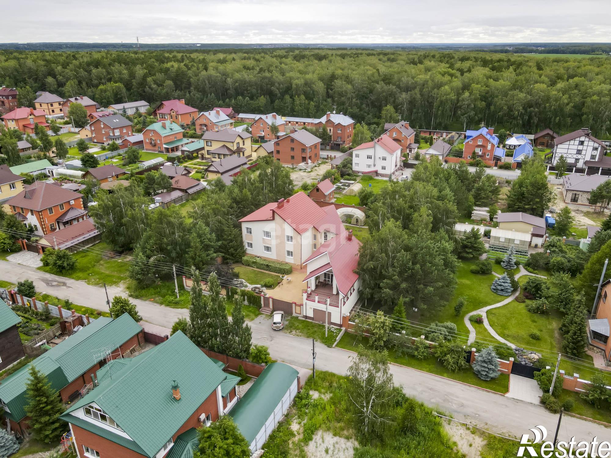 Купить дачу, дом, коттедж за 18 500 000 рублей на Липовая, 14