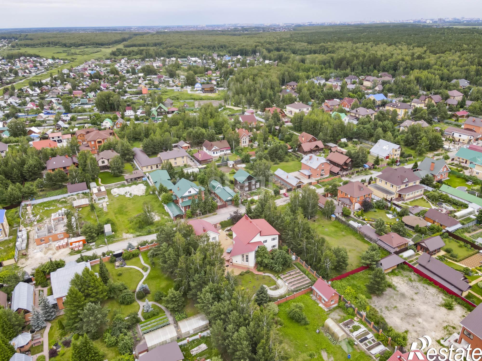 Купить дачу, дом, коттедж за 18 500 000 рублей на Липовая, 14