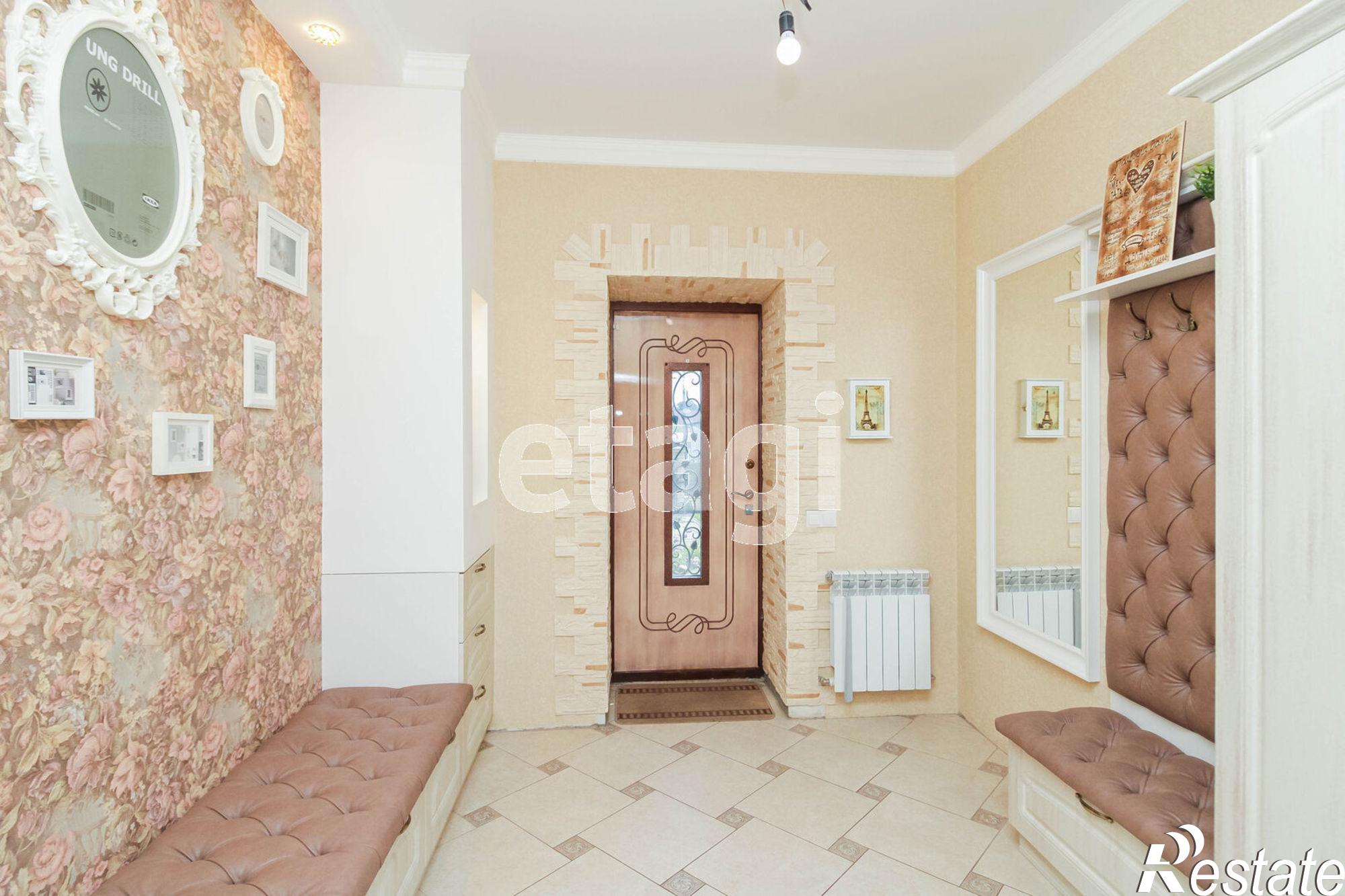 Купить дачу, дом, коттедж за 22 500 000 рублей на Гуляева, 8
