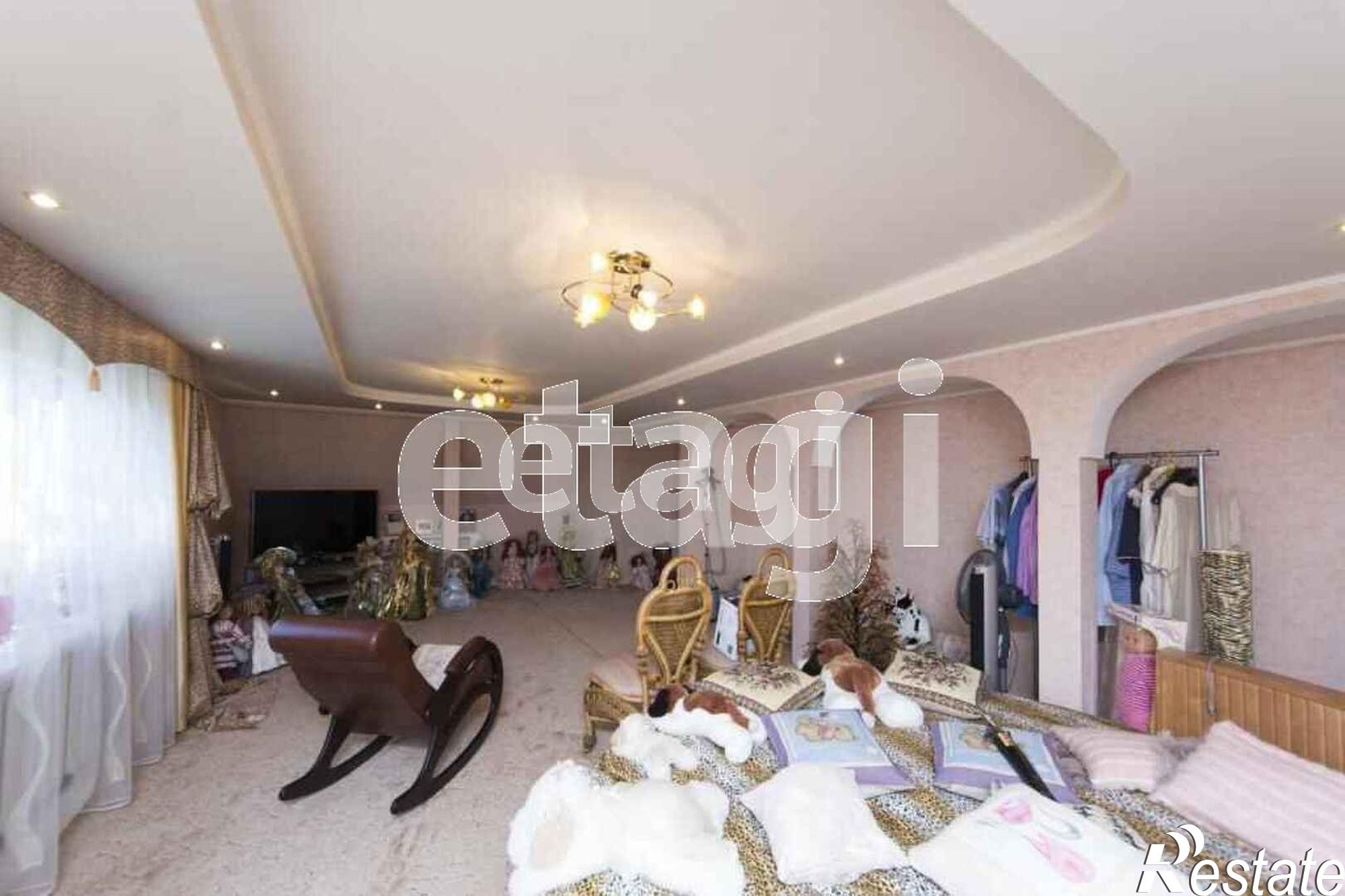 Купить дачу, дом, коттедж за 20 000 000 рублей на Роз, 18