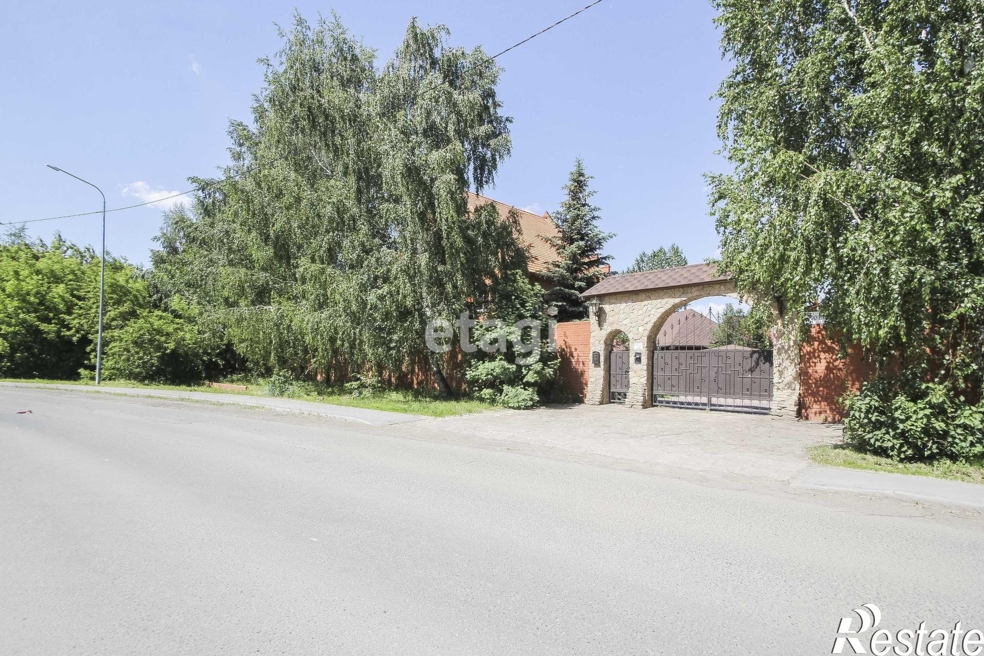 Купить дачу, дом, коттедж за 25 500 000 рублей на Журавлиная, 2/2