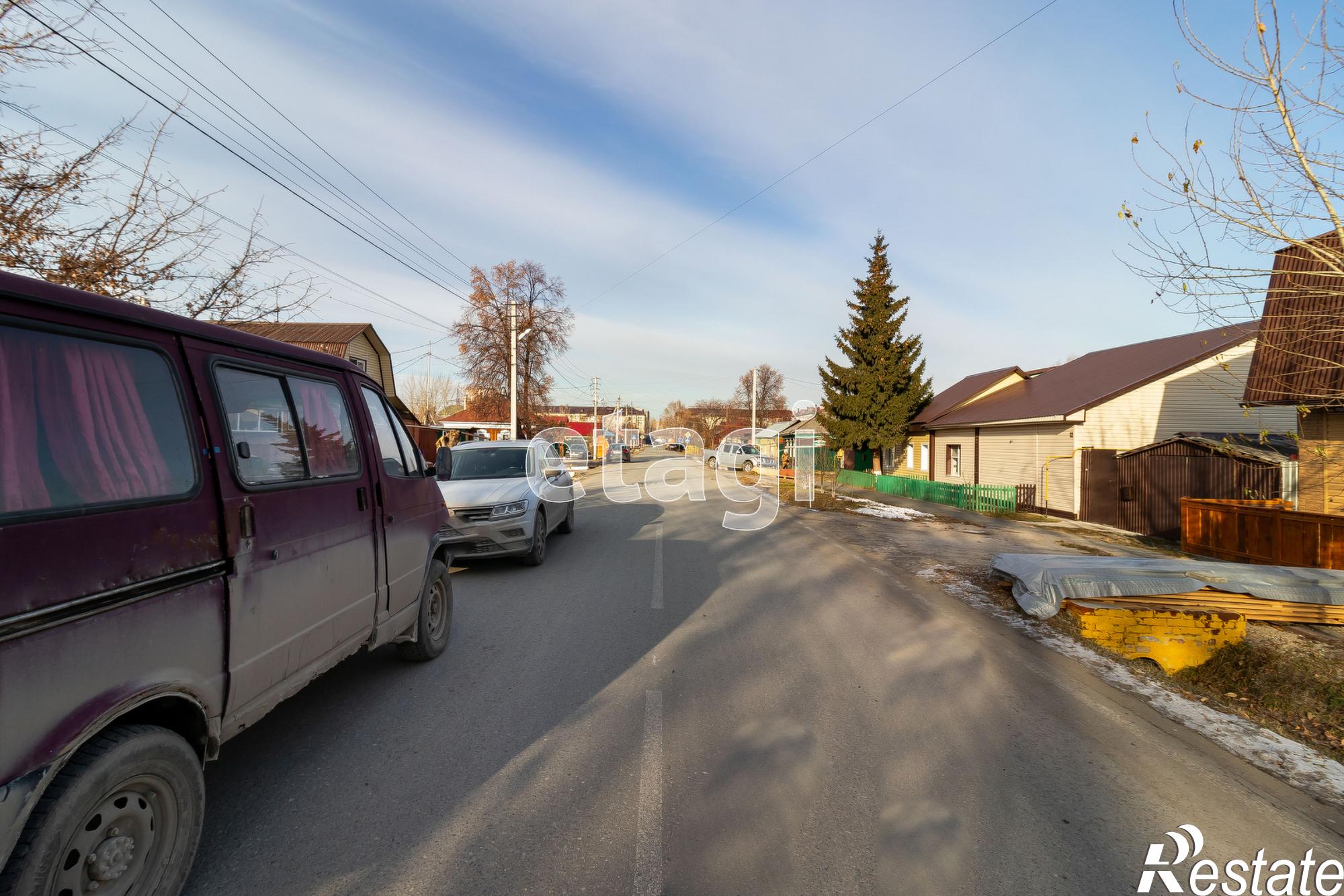 Купить дачу, дом, коттедж за 4 800 000 рублей на Революции, 18