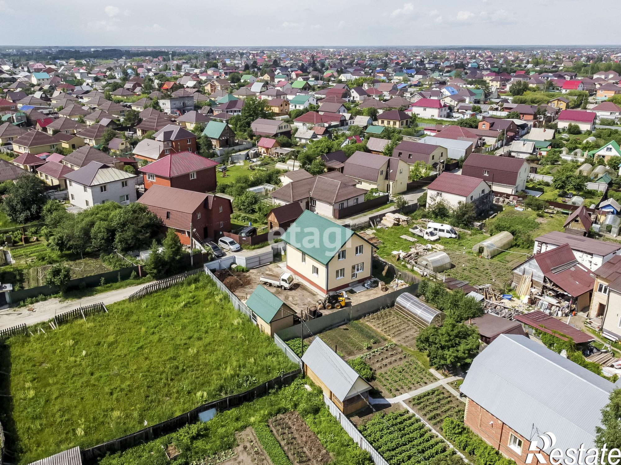 Купить дачу, дом, коттедж за 8 200 000 рублей на Ракетный пер.,