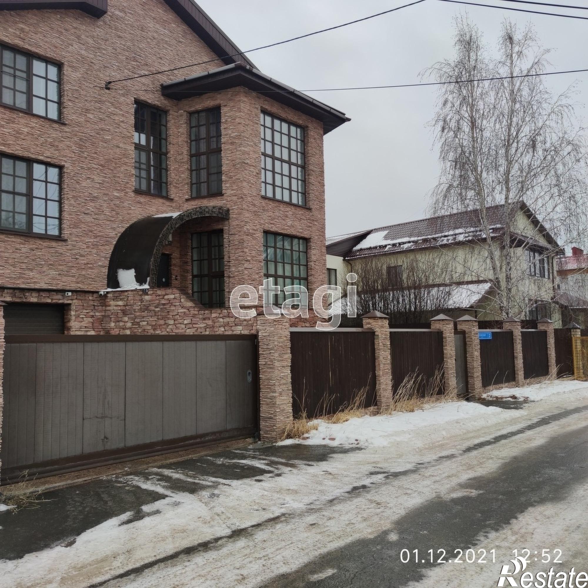 Купить дачу, дом, коттедж за 24 000 000 рублей на Юганская,