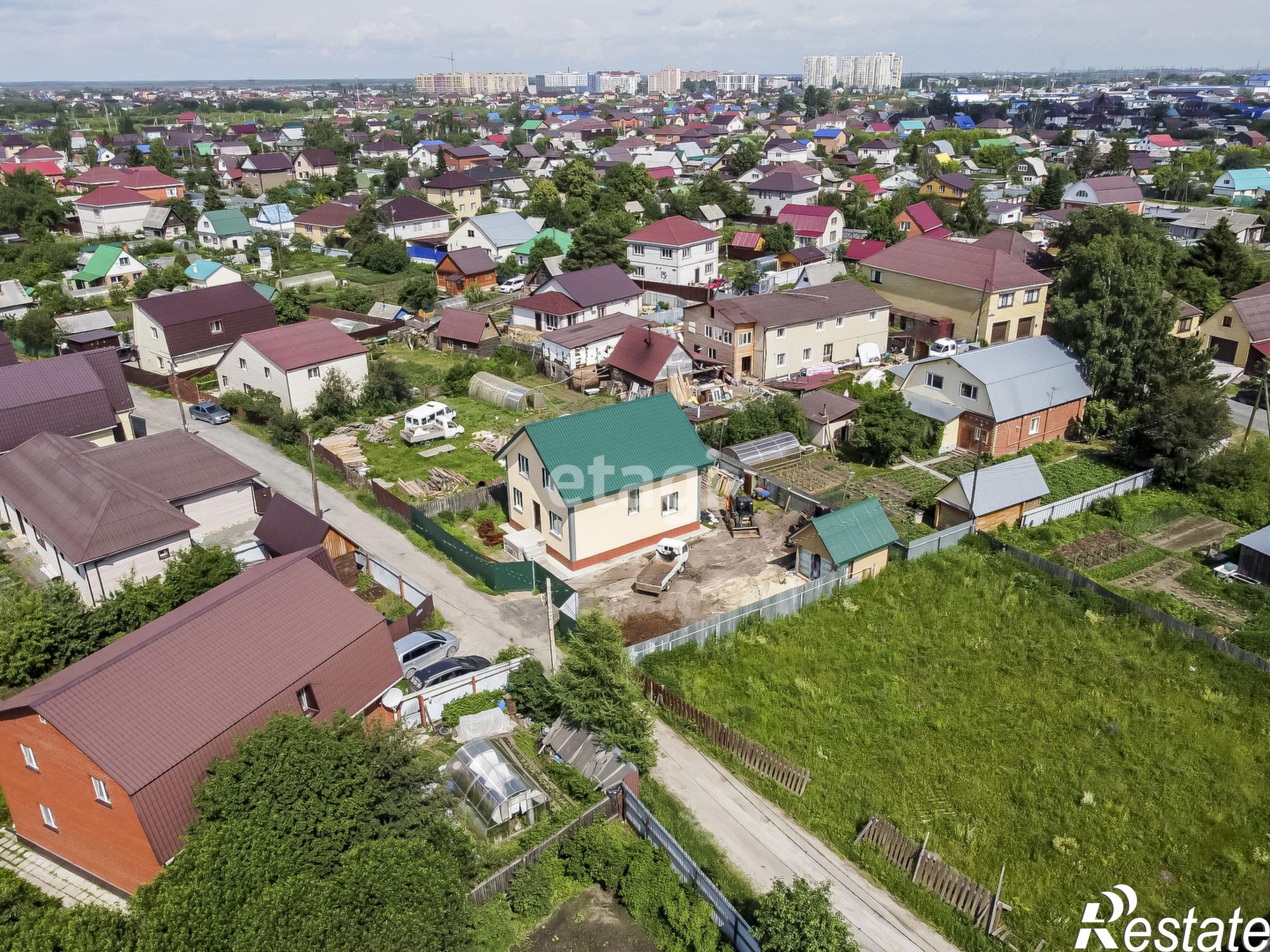 Купить дачу, дом, коттедж за 8 200 000 рублей на Ракетный пер.,