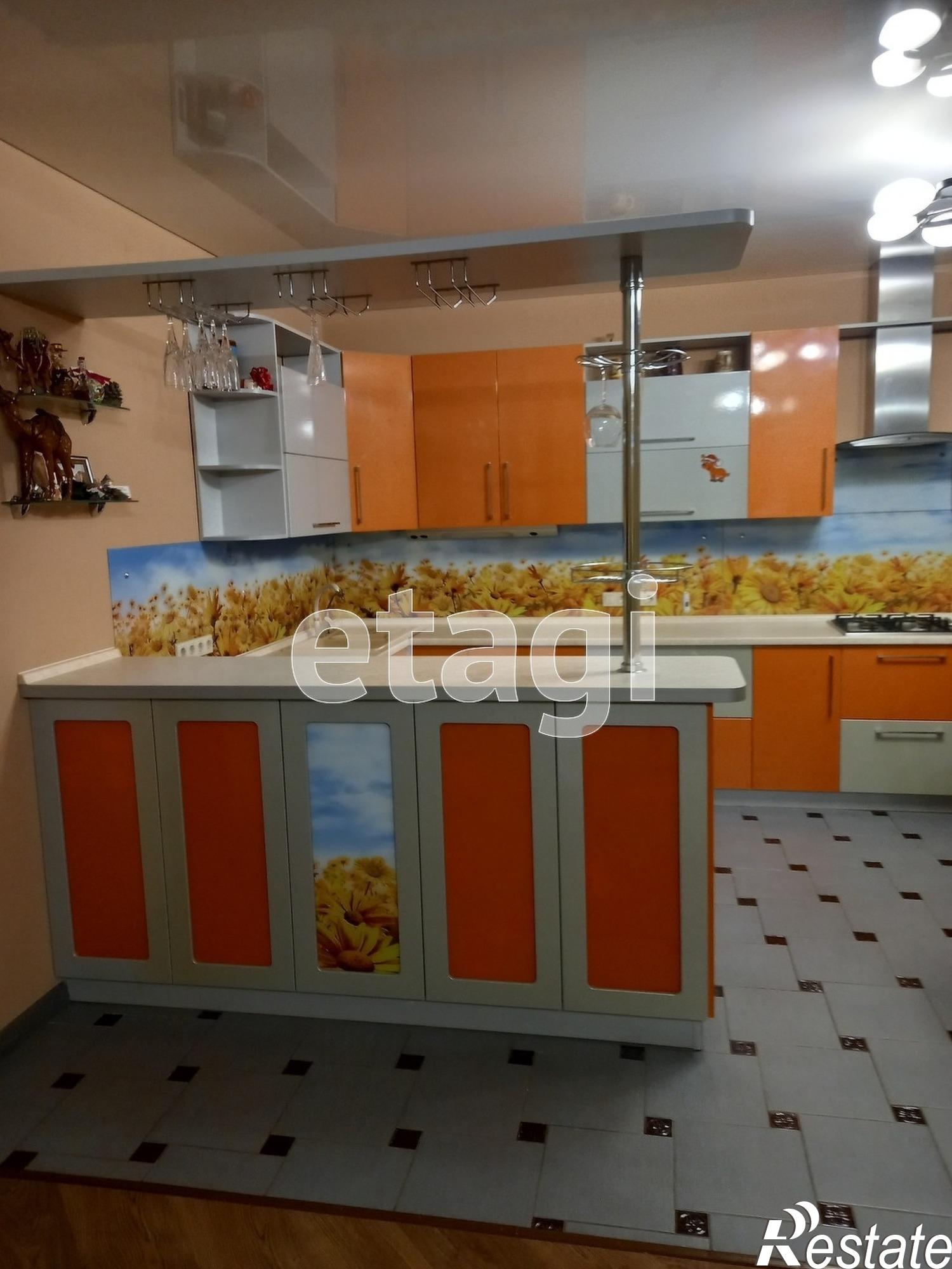 Купить дачу, дом, коттедж за 10 500 000 рублей на Магнитогорская, 23