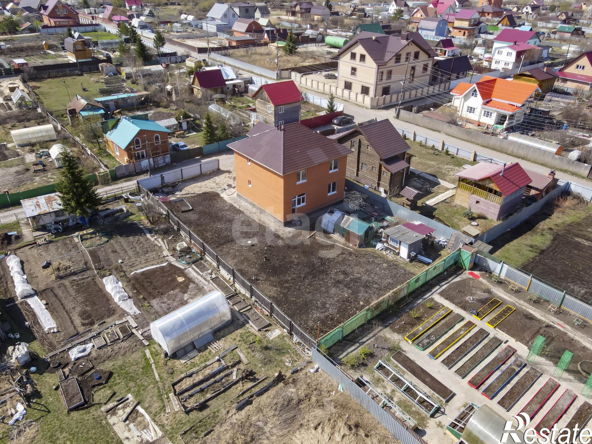 Купить дачу, дом, коттедж за 10 500 000 рублей на Рубиновая,
