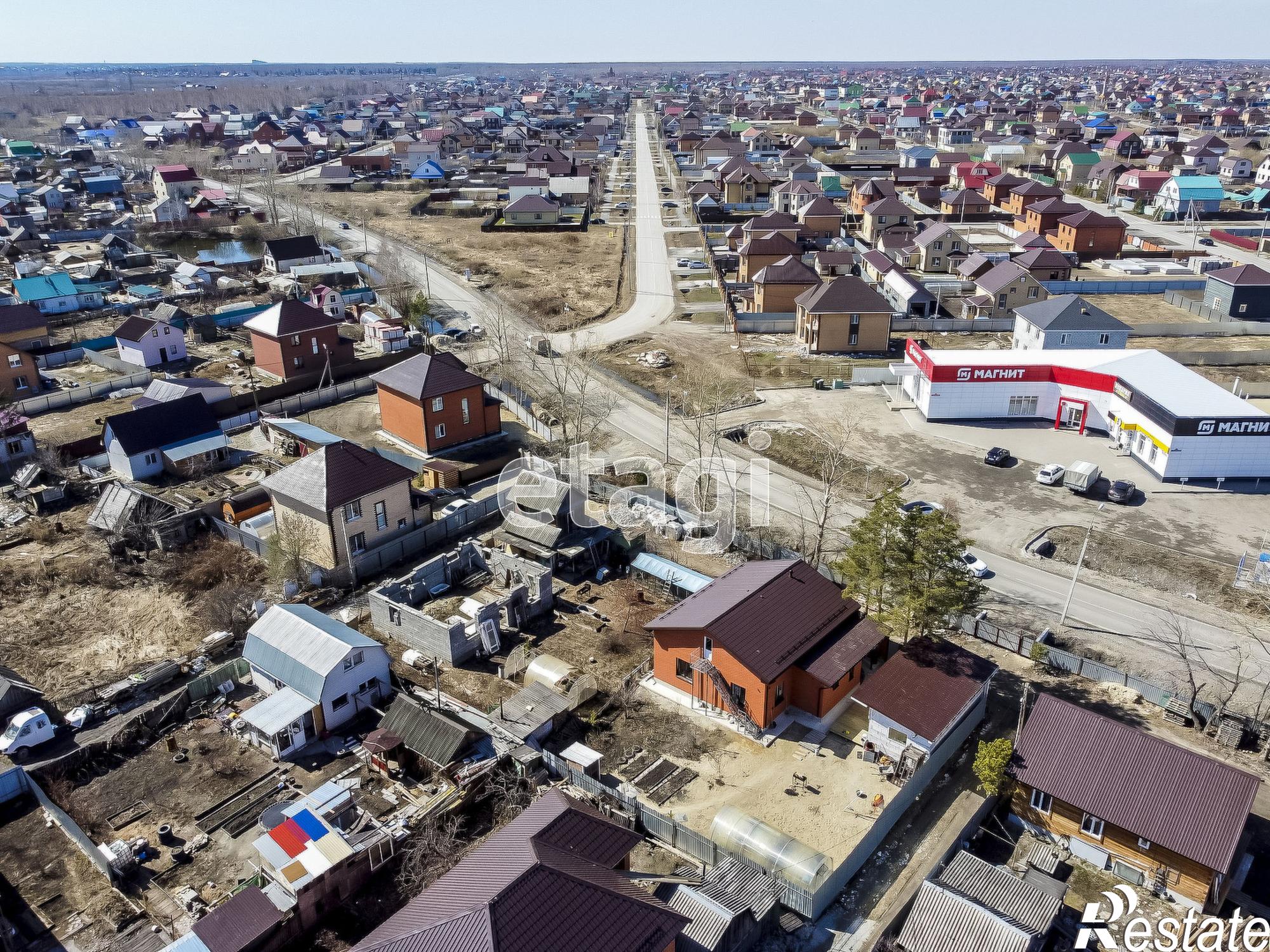 Купить дачу, дом, коттедж за 4 050 000 рублей на 1-я Садовая,