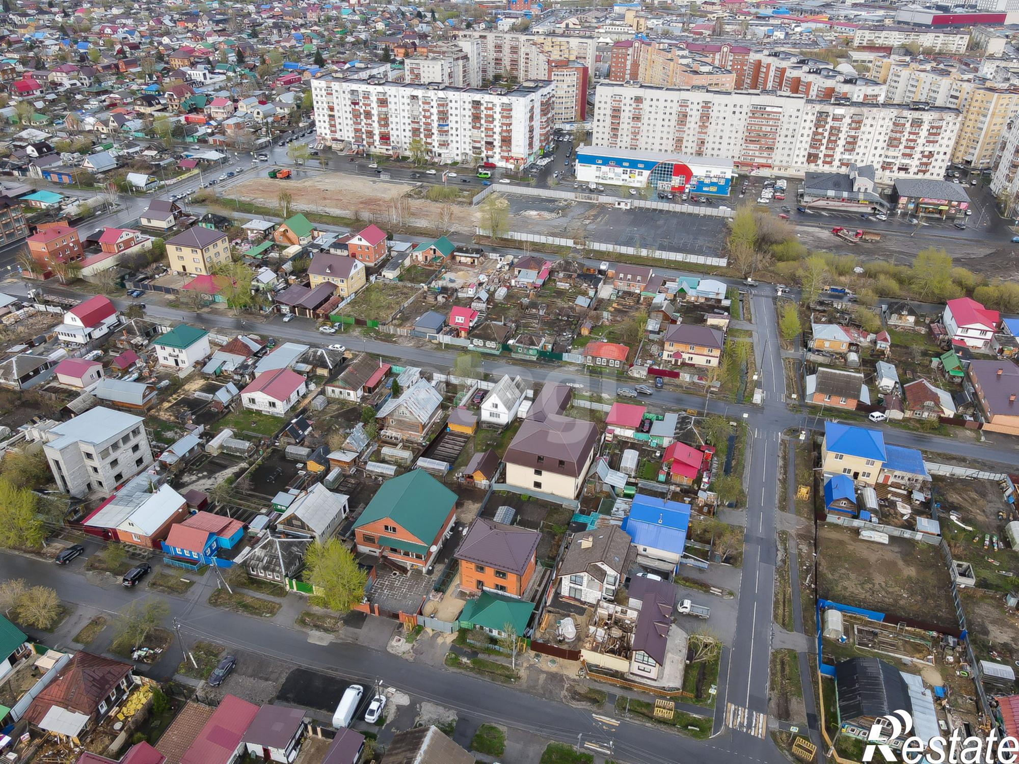 Купить дачу, дом, коттедж за 12 000 000 рублей на Революции, 112