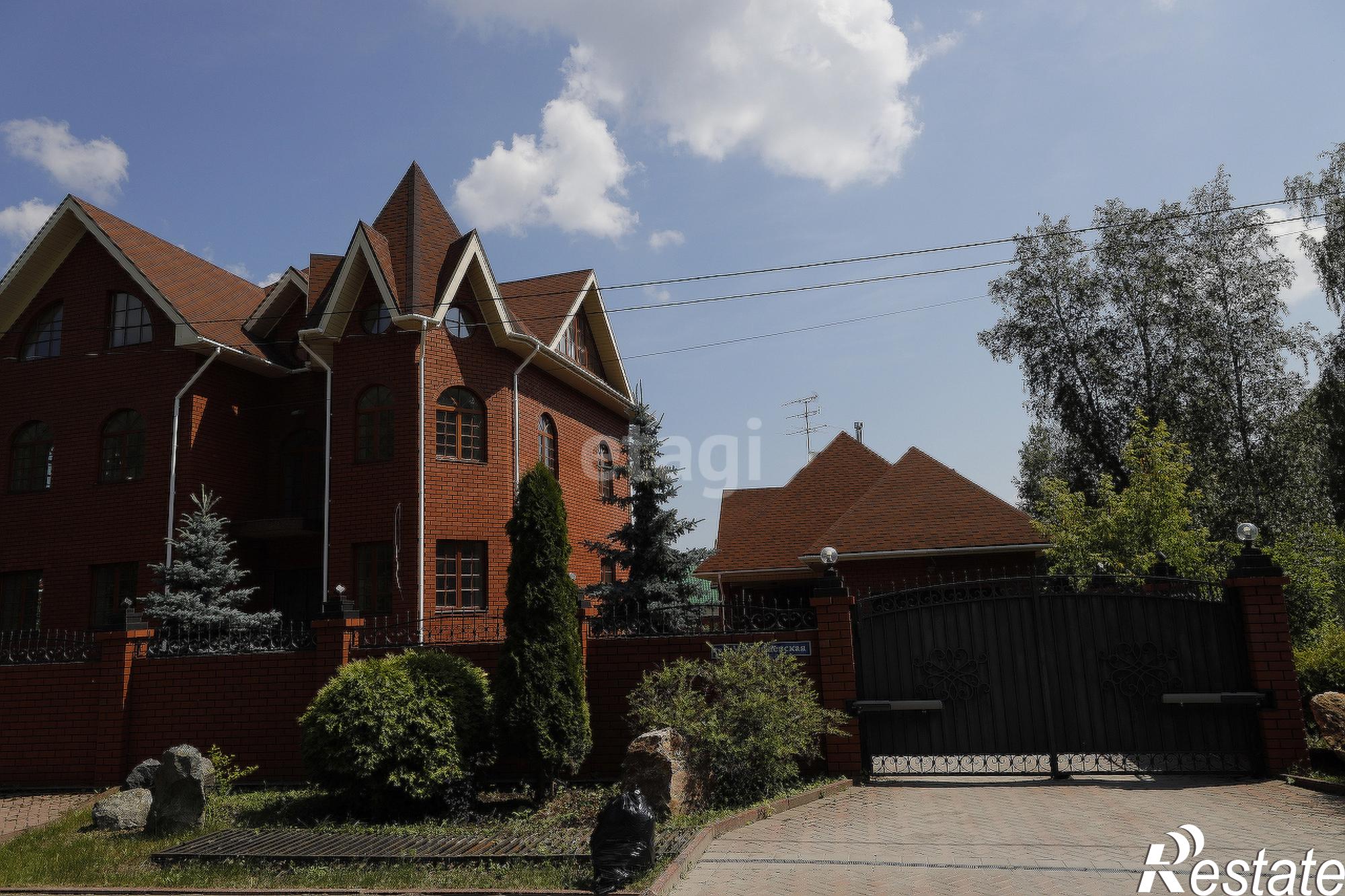 Купить дачу, дом, коттедж за 60 000 000 рублей на Червишевская, 25