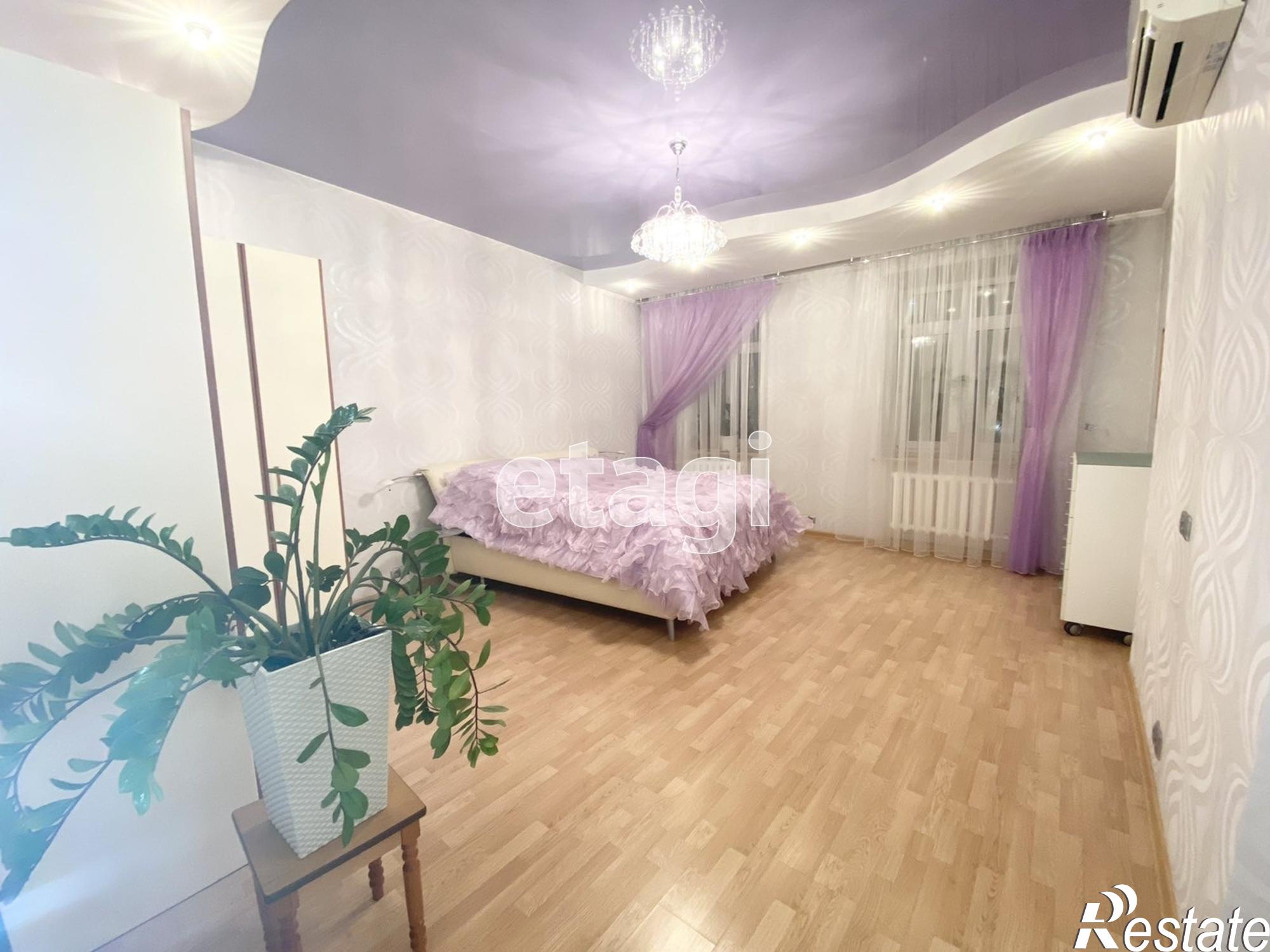Купить квартиру за 38 850 000 рублей на Республики, 156/1