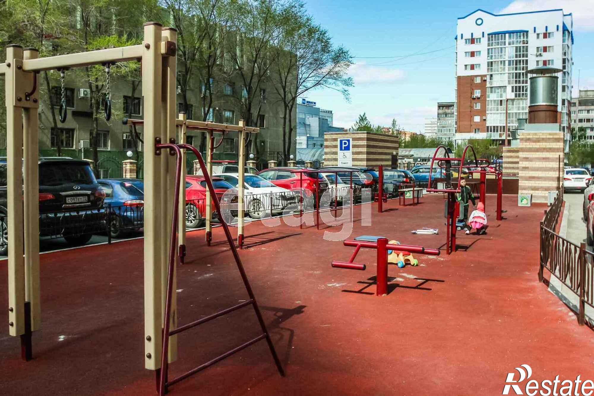 Купить квартиру за 37 000 000 рублей на Малыгина, 90
